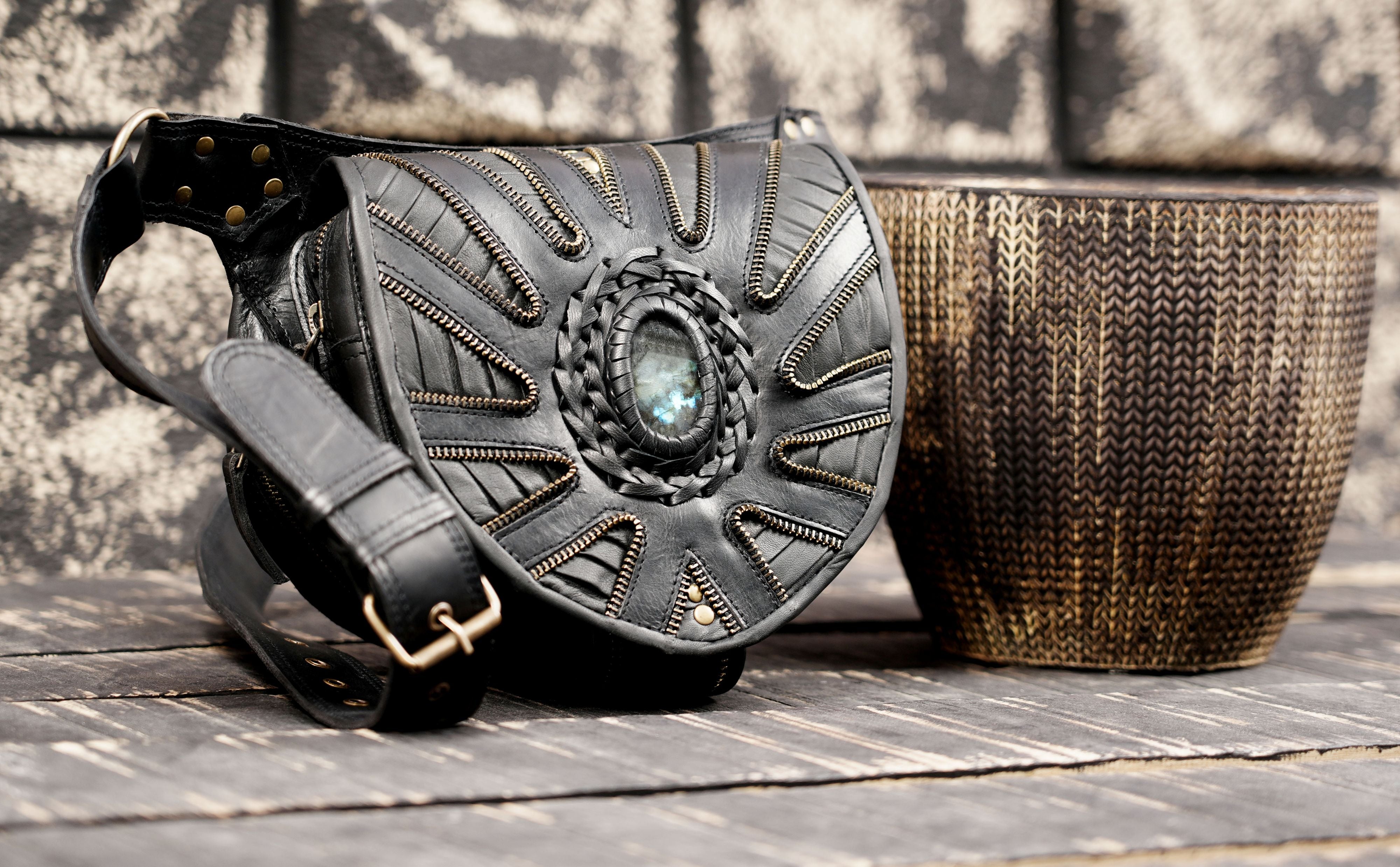 Bohemian leather waist bag black
