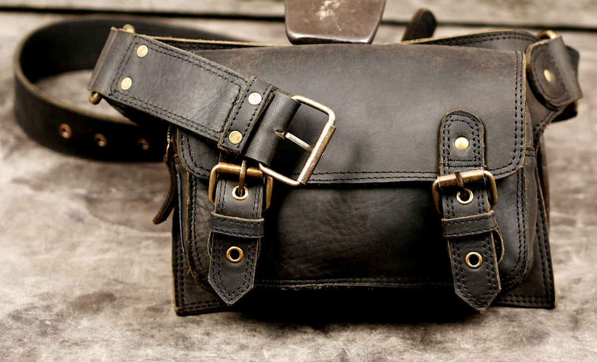 Leather adventure waist belt for Renaissance outfits