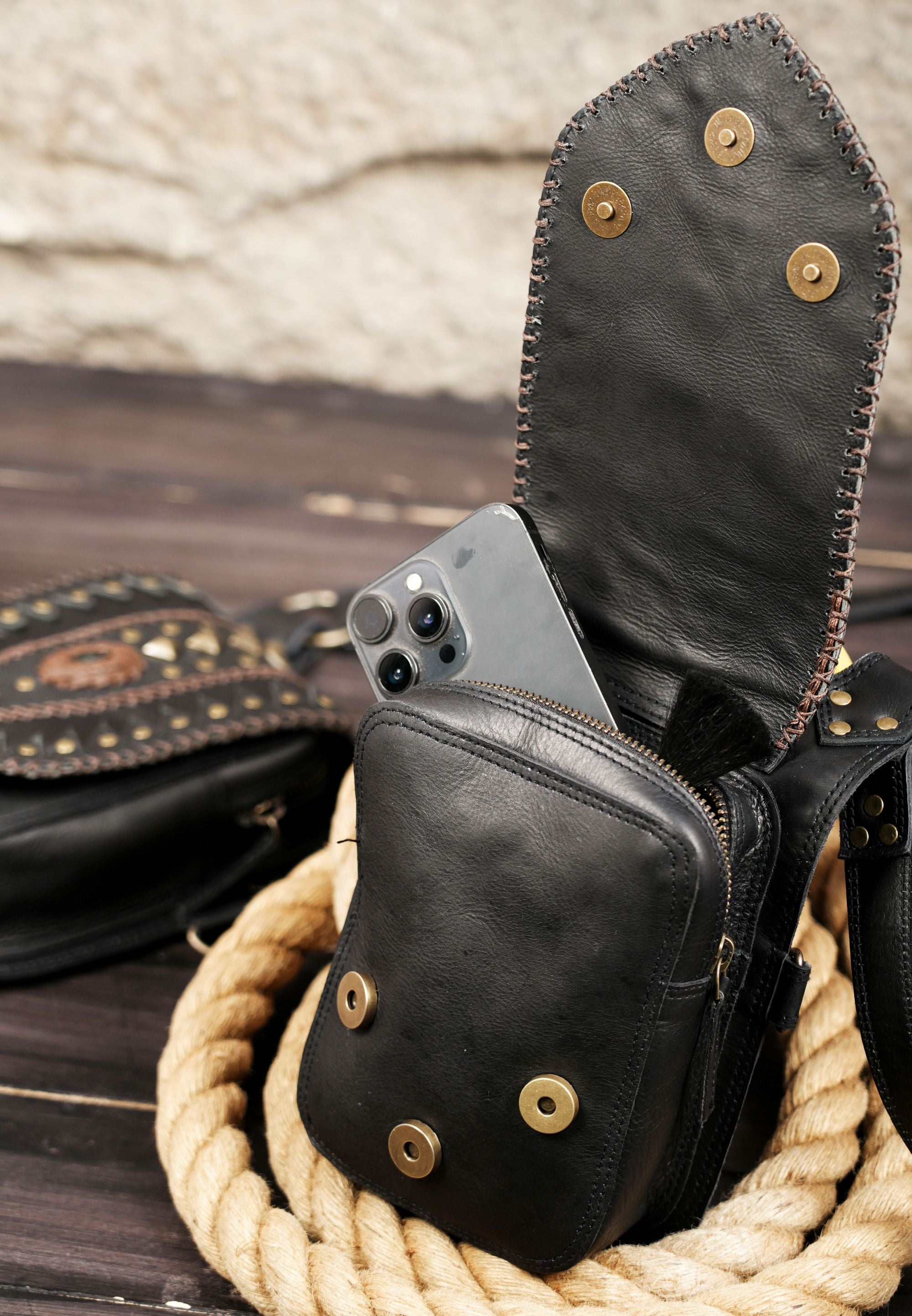 leather harness bag with pockets