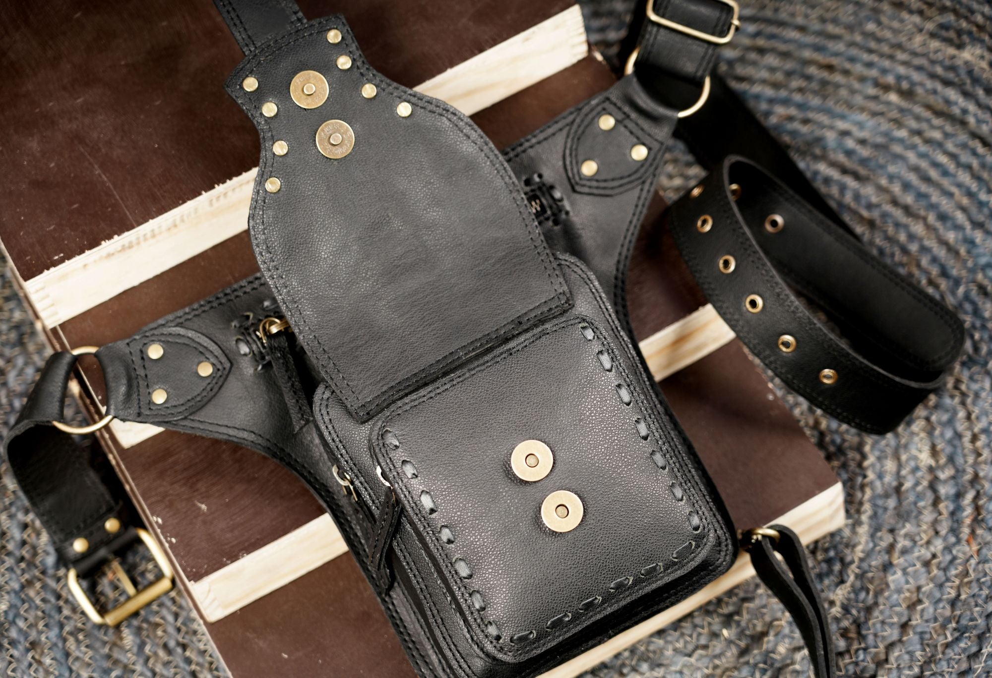 Festival ready leather thigh pouch belt in black