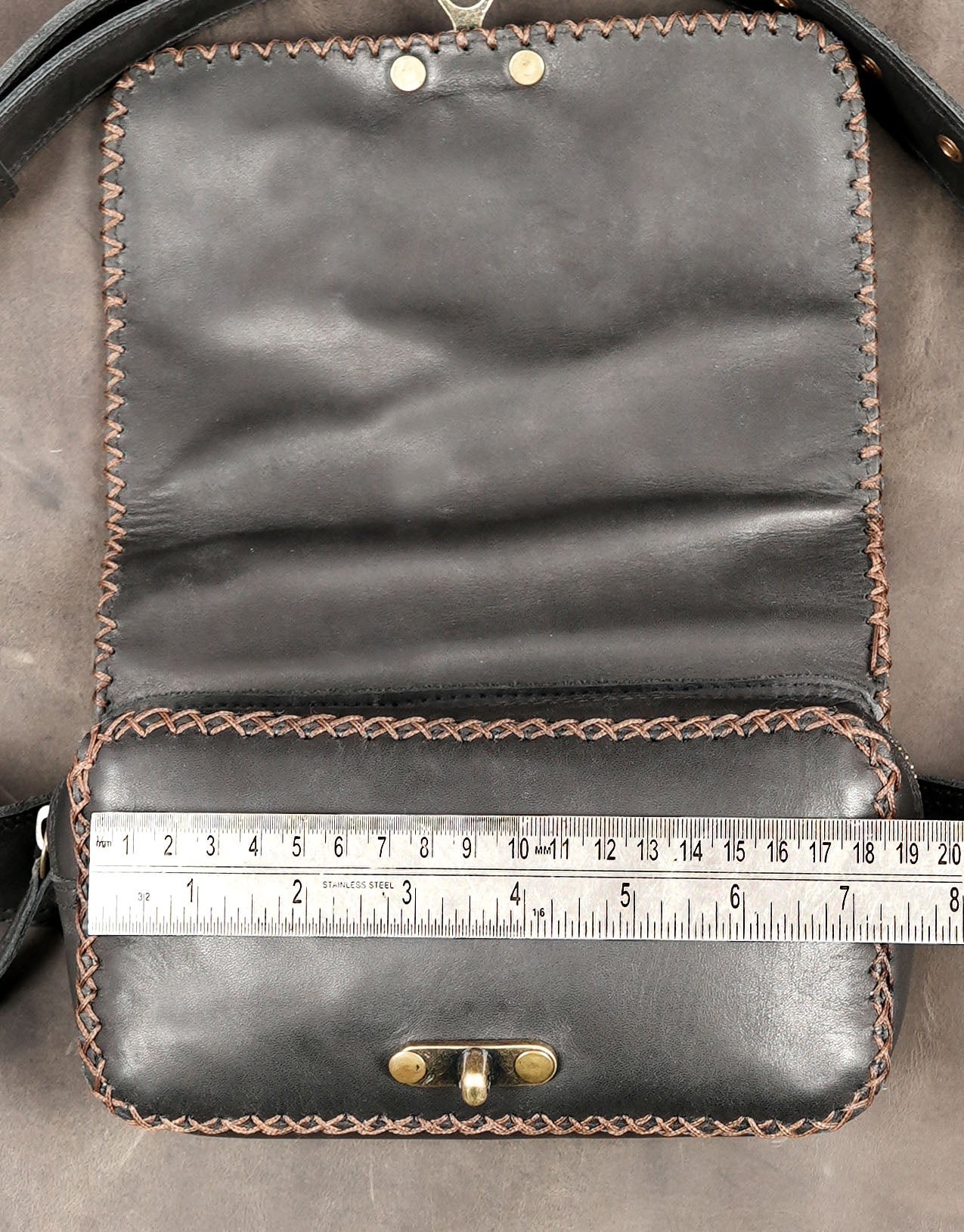 Black leather festival pouch with teardrop labradorite