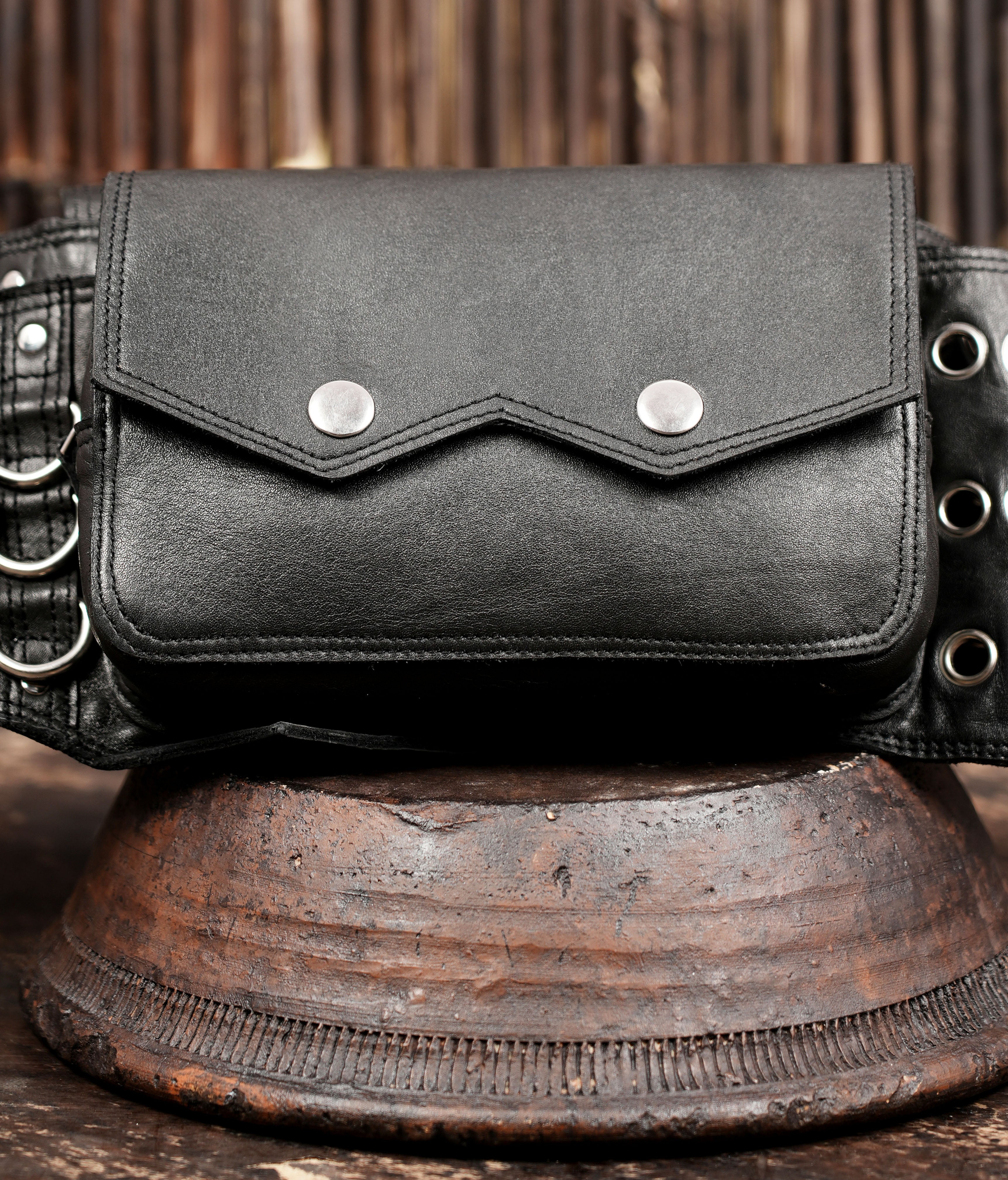 adjustable leather waist belt