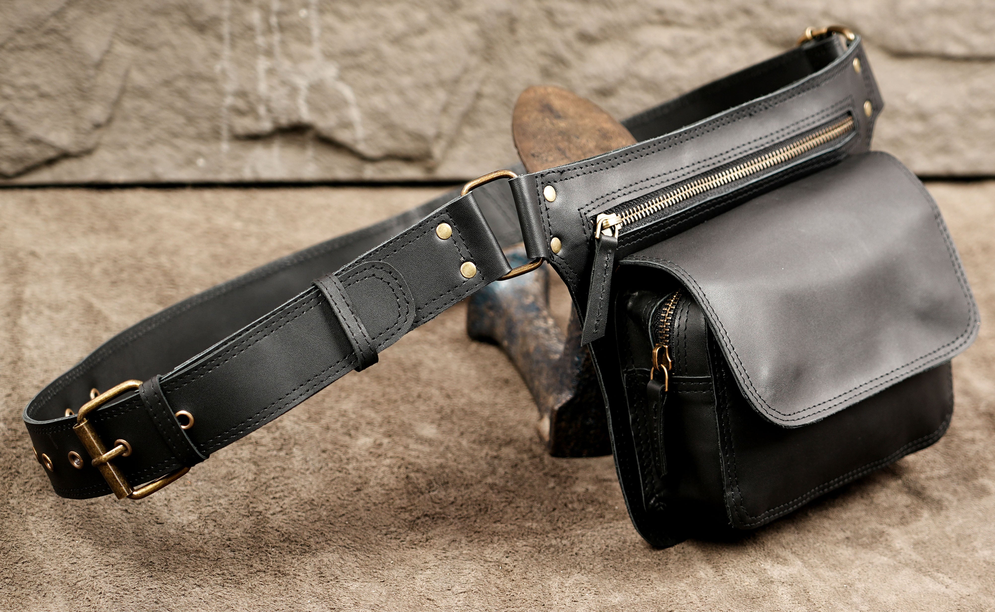 Adjustable leather utility belt bag with spacious front pocket