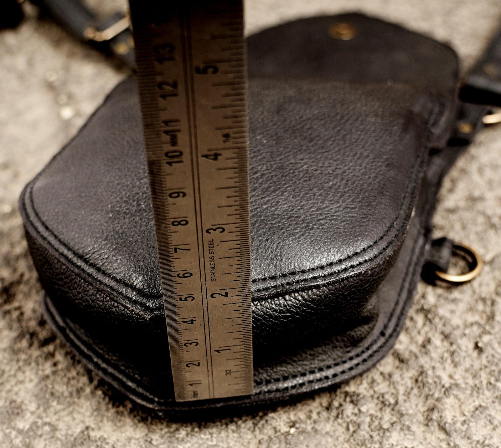 Adjustable leather harness bag handmade with hand-cut mosaic leather detail