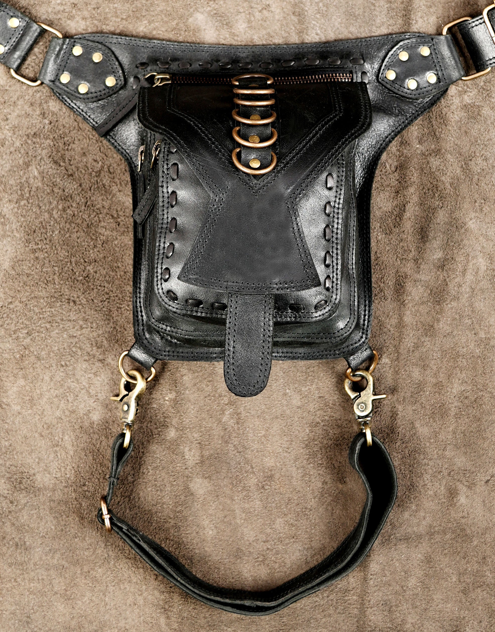 Adjustable leather hip bag with detachable leg strap