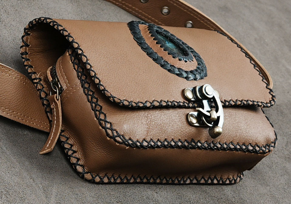 Boho leather belt bag with teardrop labradorite stone