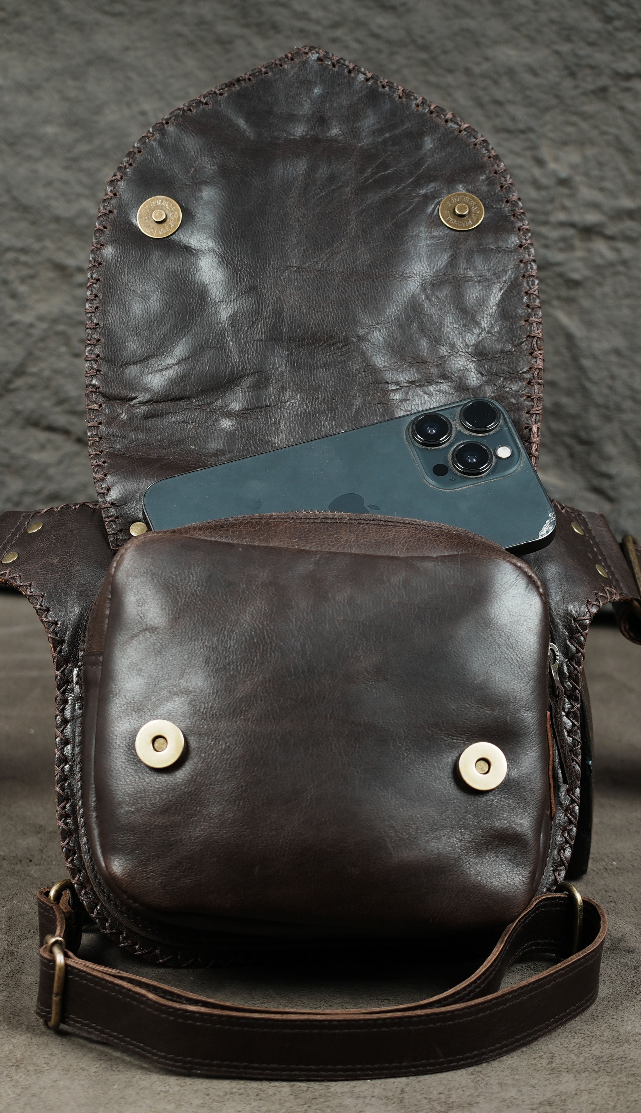 Brown leather belt purse with detachable adjustable leg strap