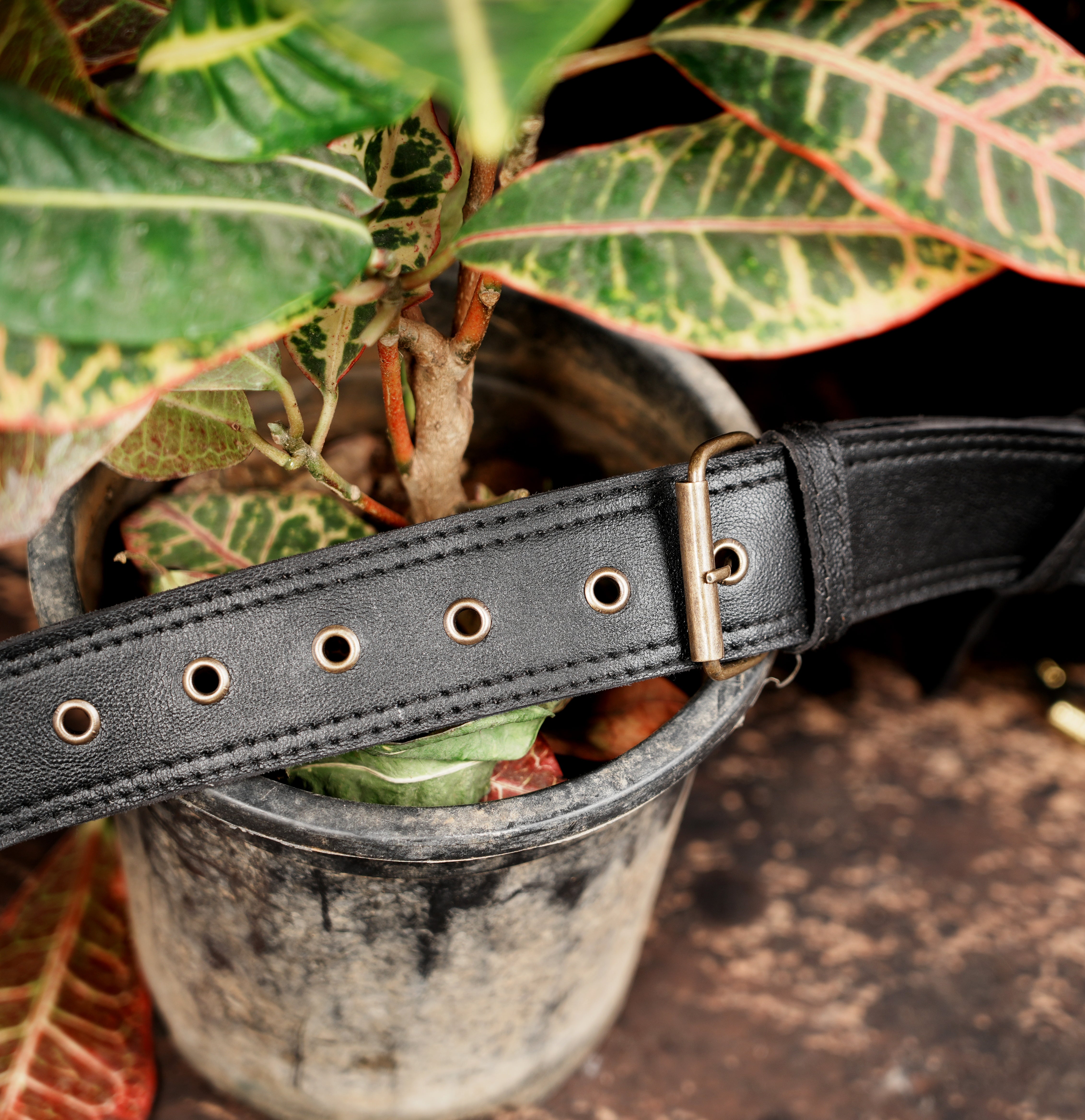 Steampunk style leather belt with multiple compartments