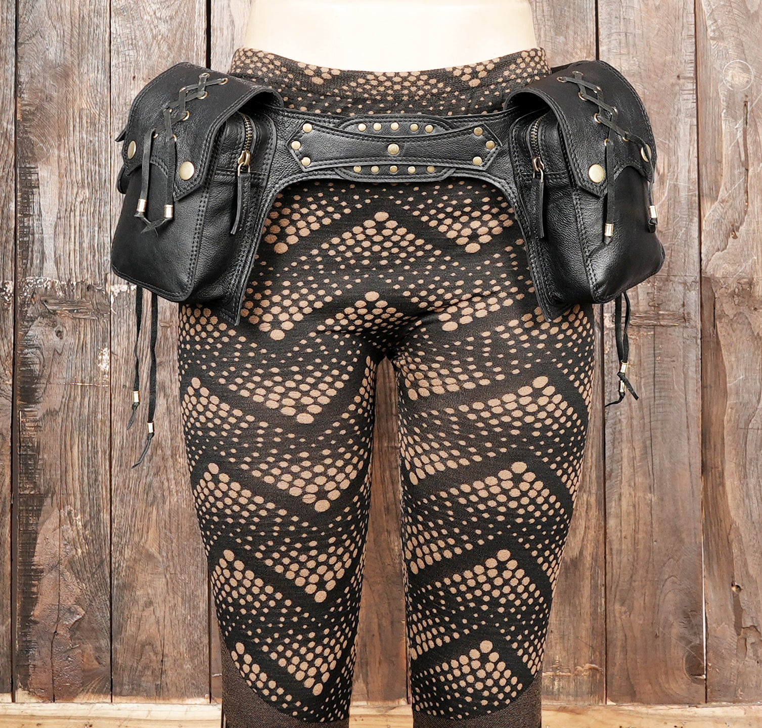 Black pocket hip belt for concerts and streetwear