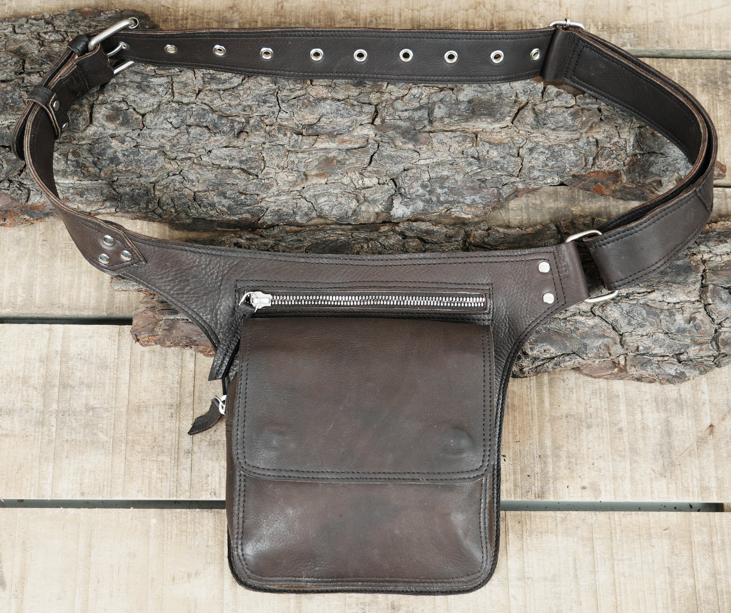 leather waist bag outdoor use