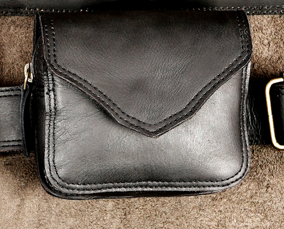 Versatile black leather belt with multi-functional pouches