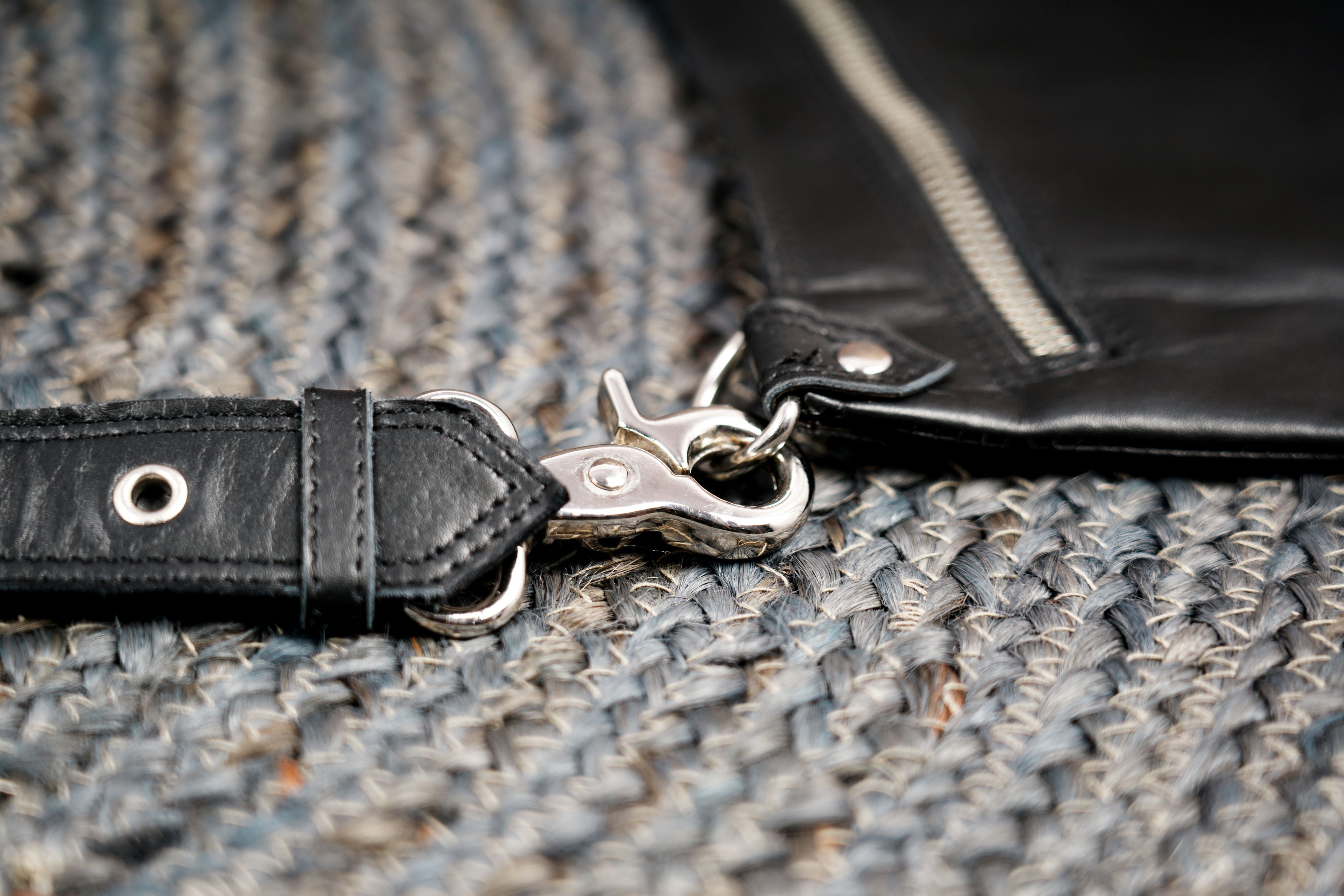 Leather shoulder holster harness with zipper storage pockets