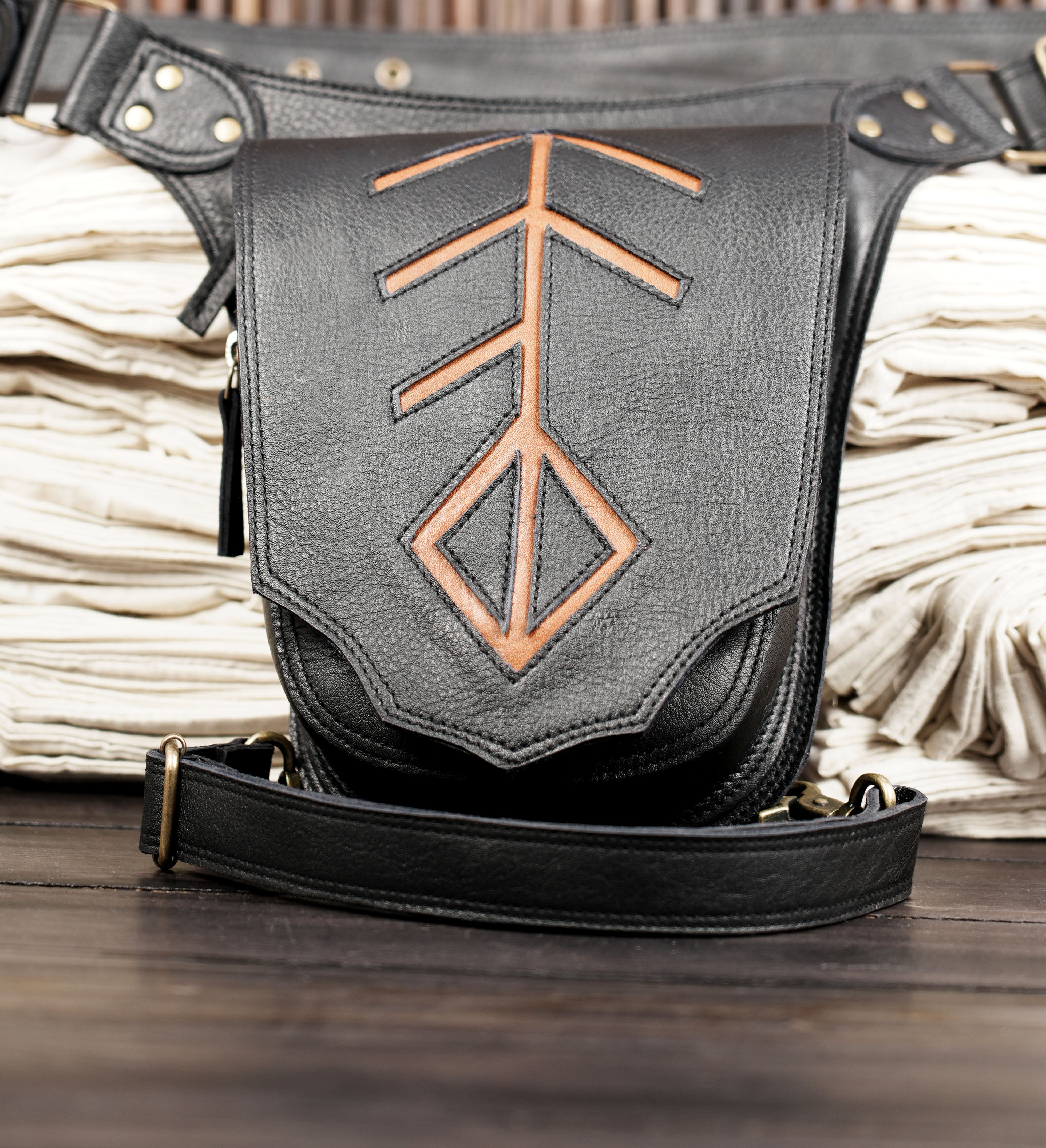 Festival leather waist belt with geometric cut leather detailing