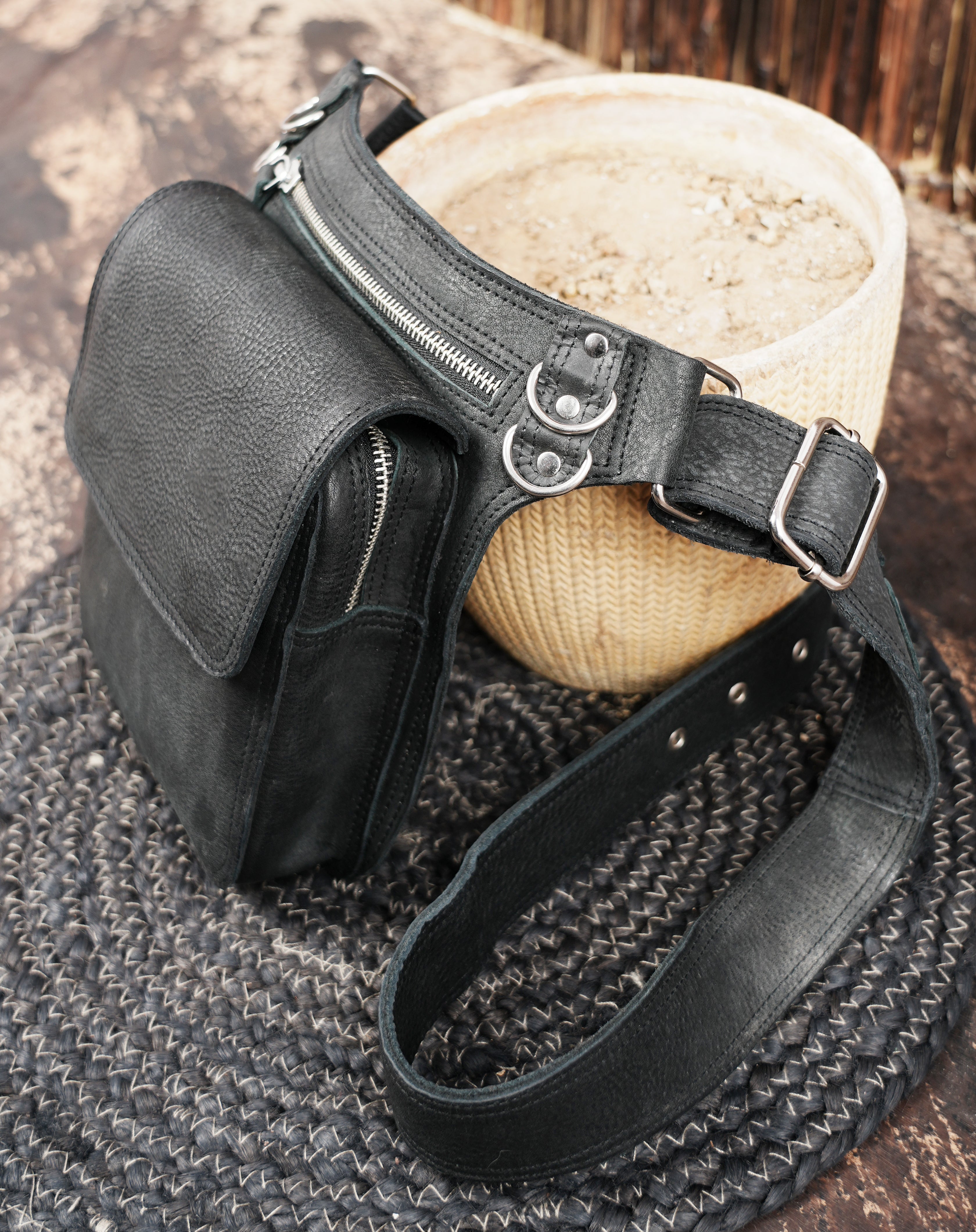 adjustable leather waist belt pouch