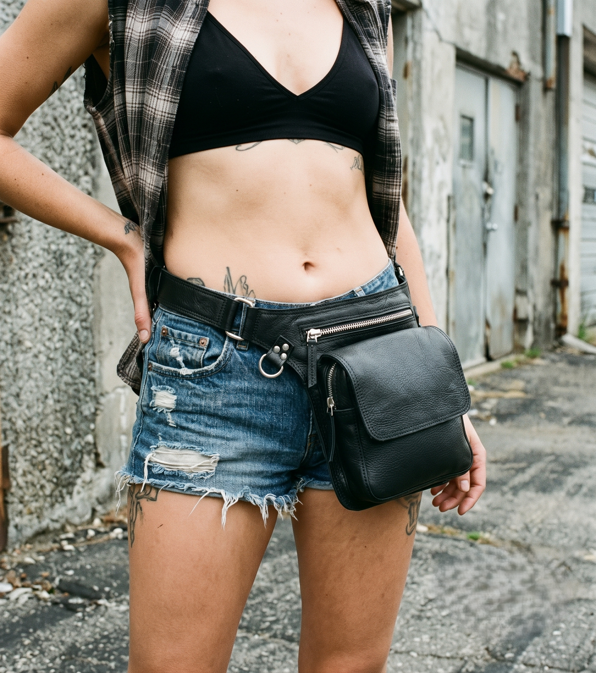 Genuine Black Leather Waist Belt Bag with Adjustable Strap || Unisex Leather Waist Belt with Secure Zipper Pocket (LT/NS/WB/6001)