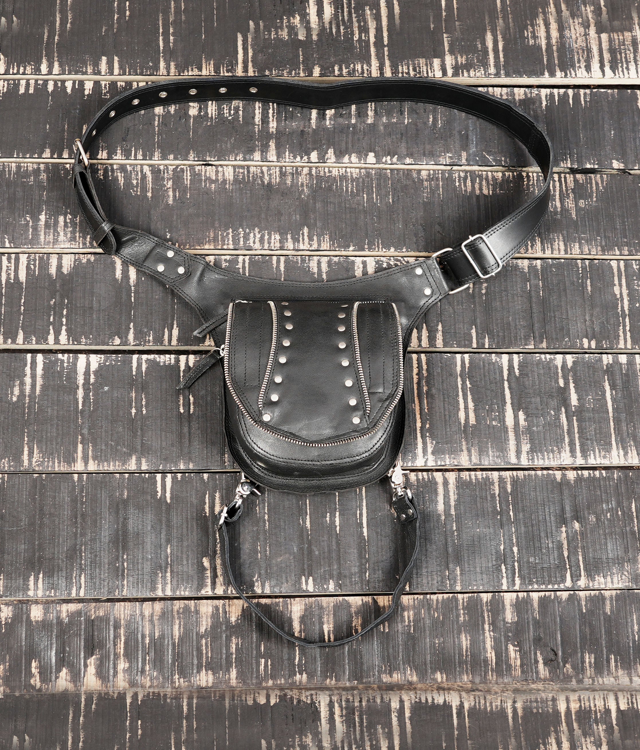 Black leather waist thigh belt with zipper pouch || Unisex leather waist thigh belt with front pouch (LT/NS/WBTS/6005)