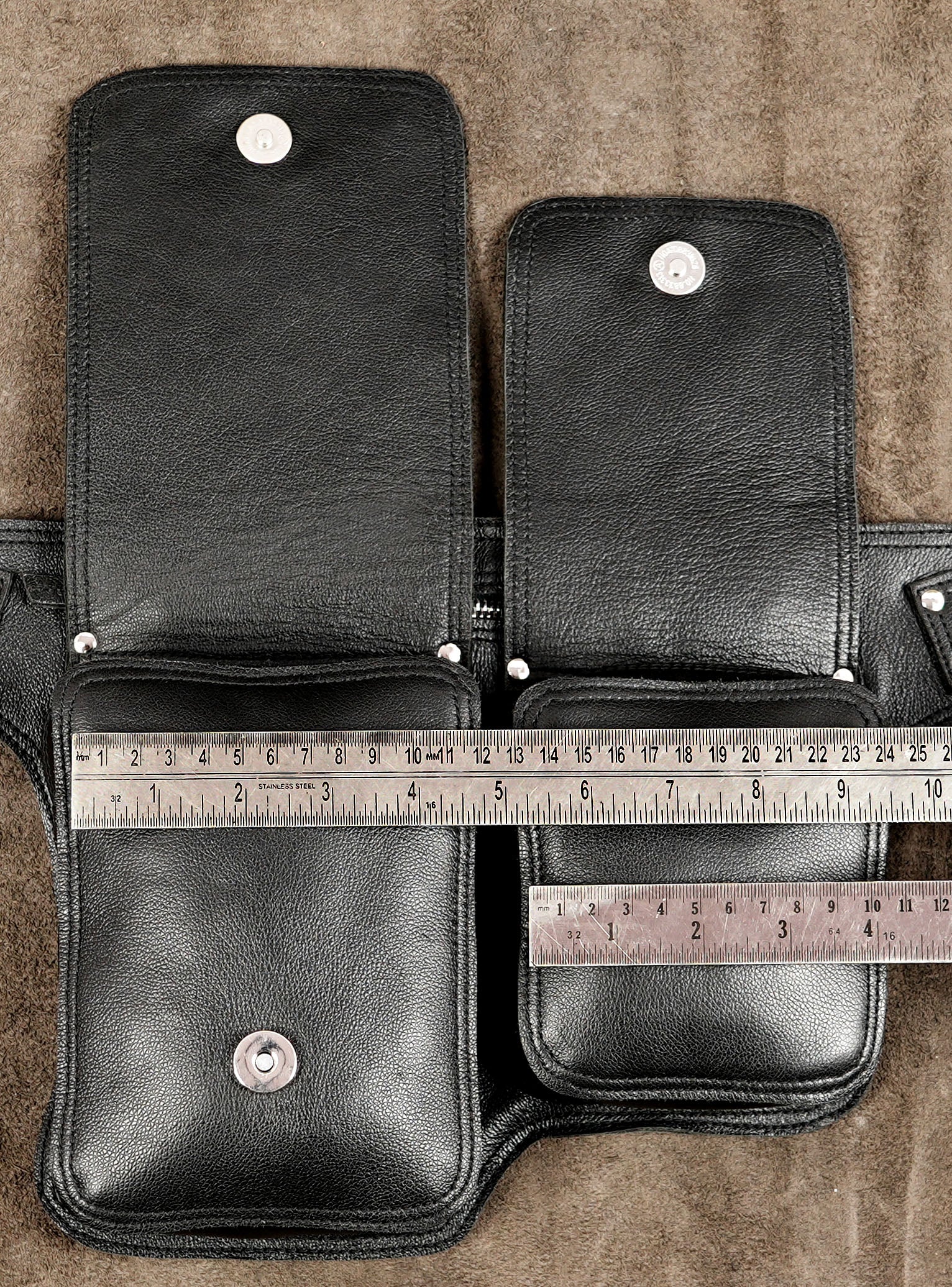 Leather everyday carry bag with snap buttons and zipper