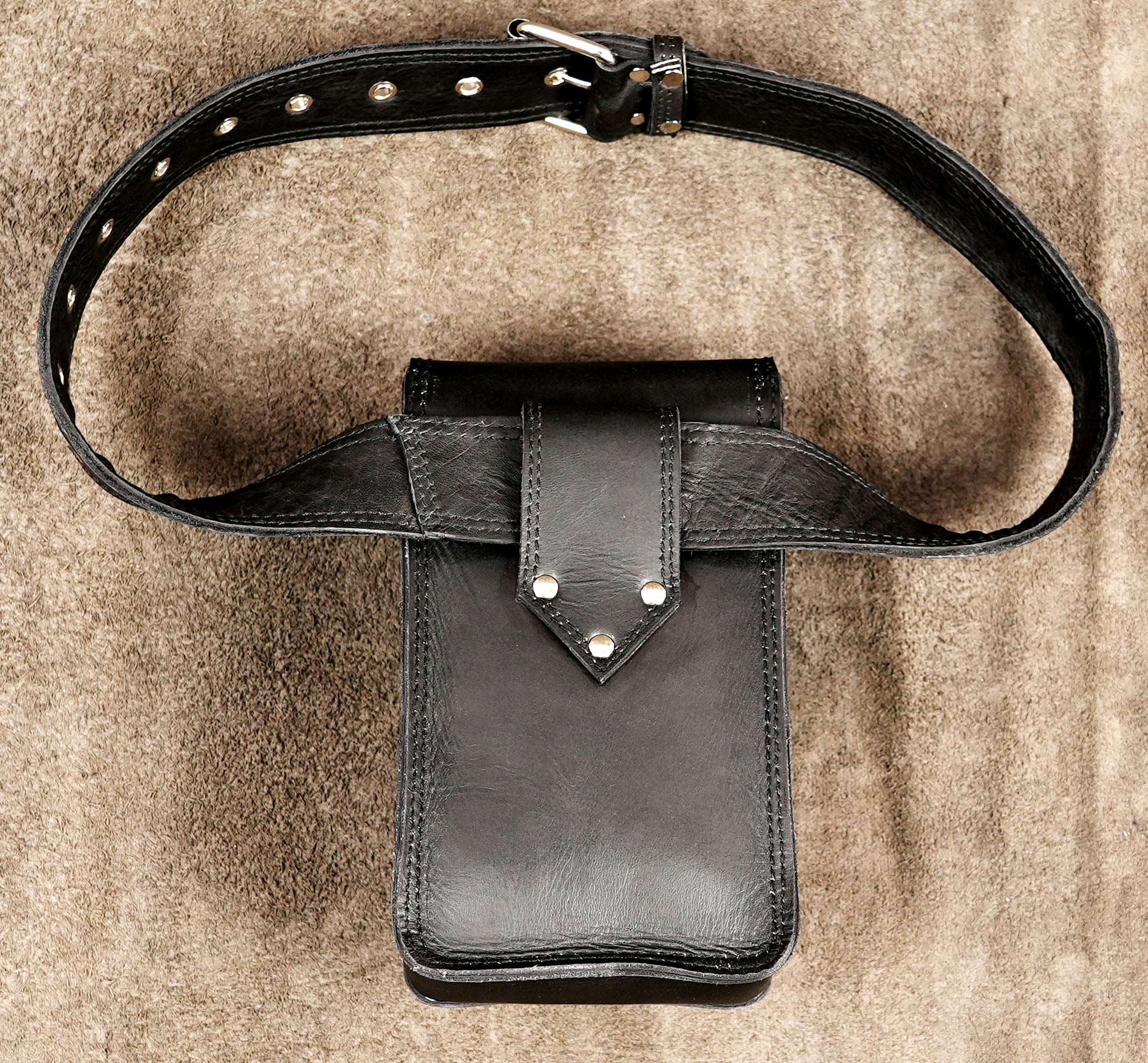 Leather utility case for phone, front facing shot
