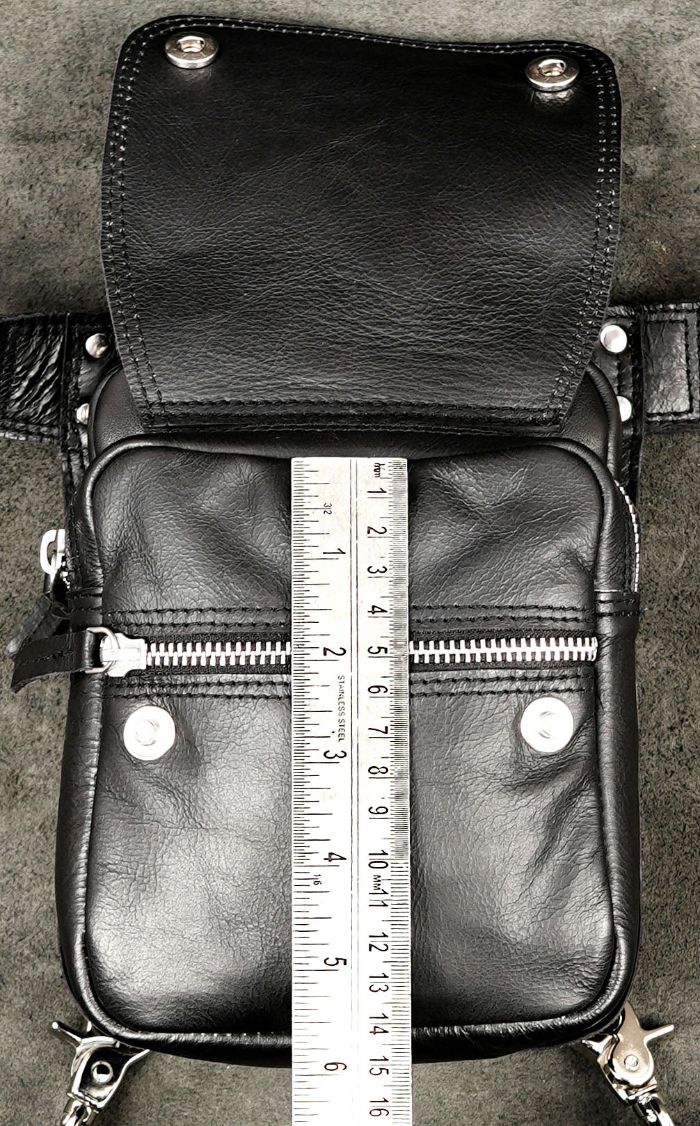 Leather crossbody holster with clean flap design