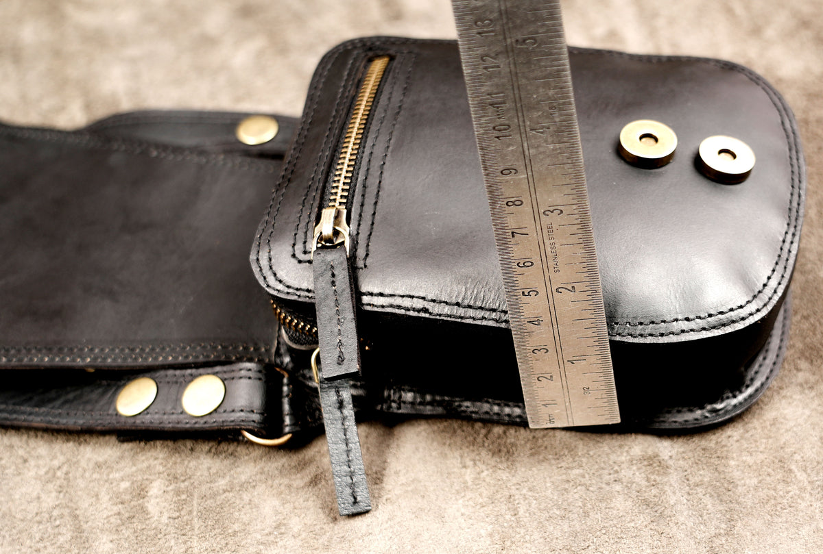 Black Leather Dual Holster Bag Unisex Festival Shoulder Harness
