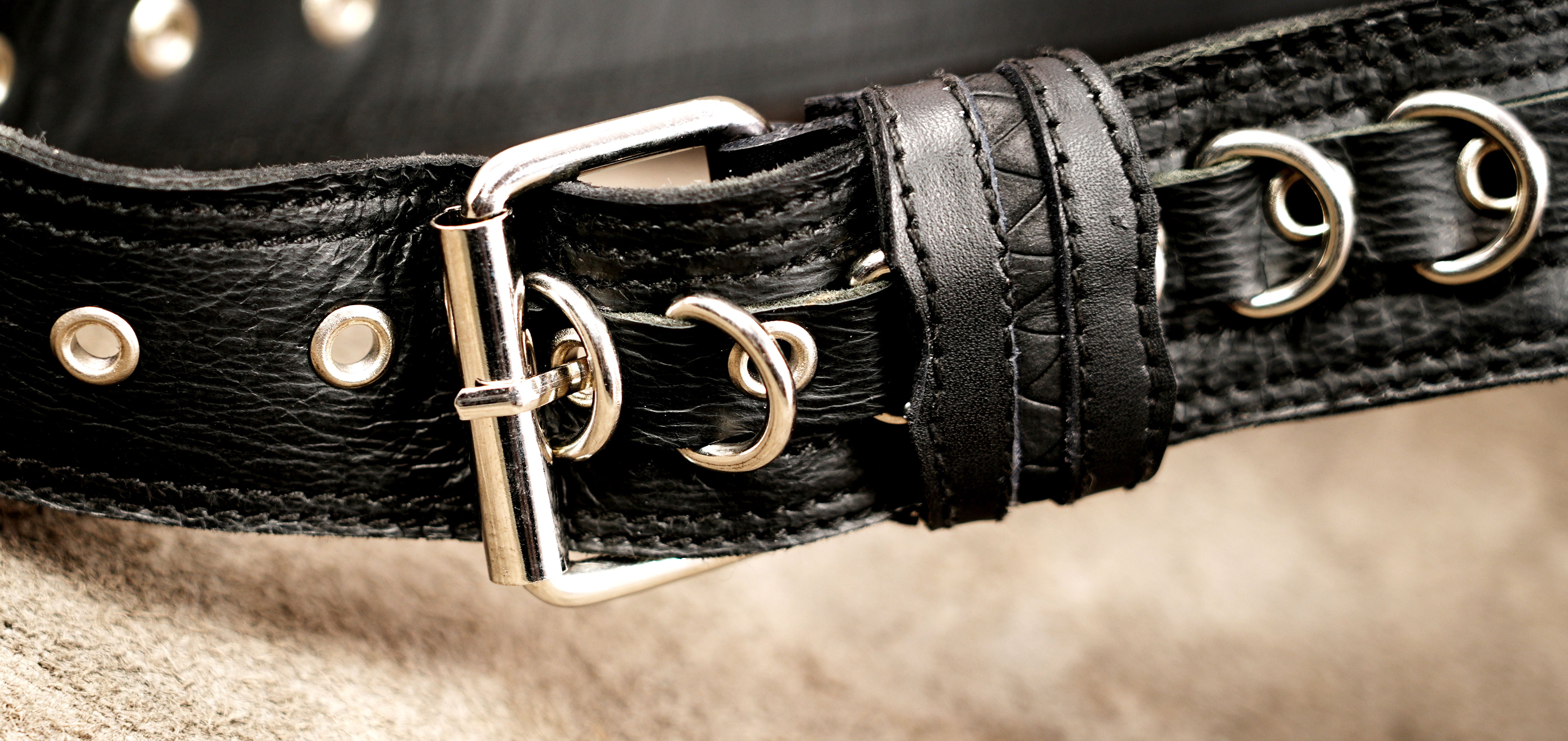 Rocker leather belt bag with metallic center trim