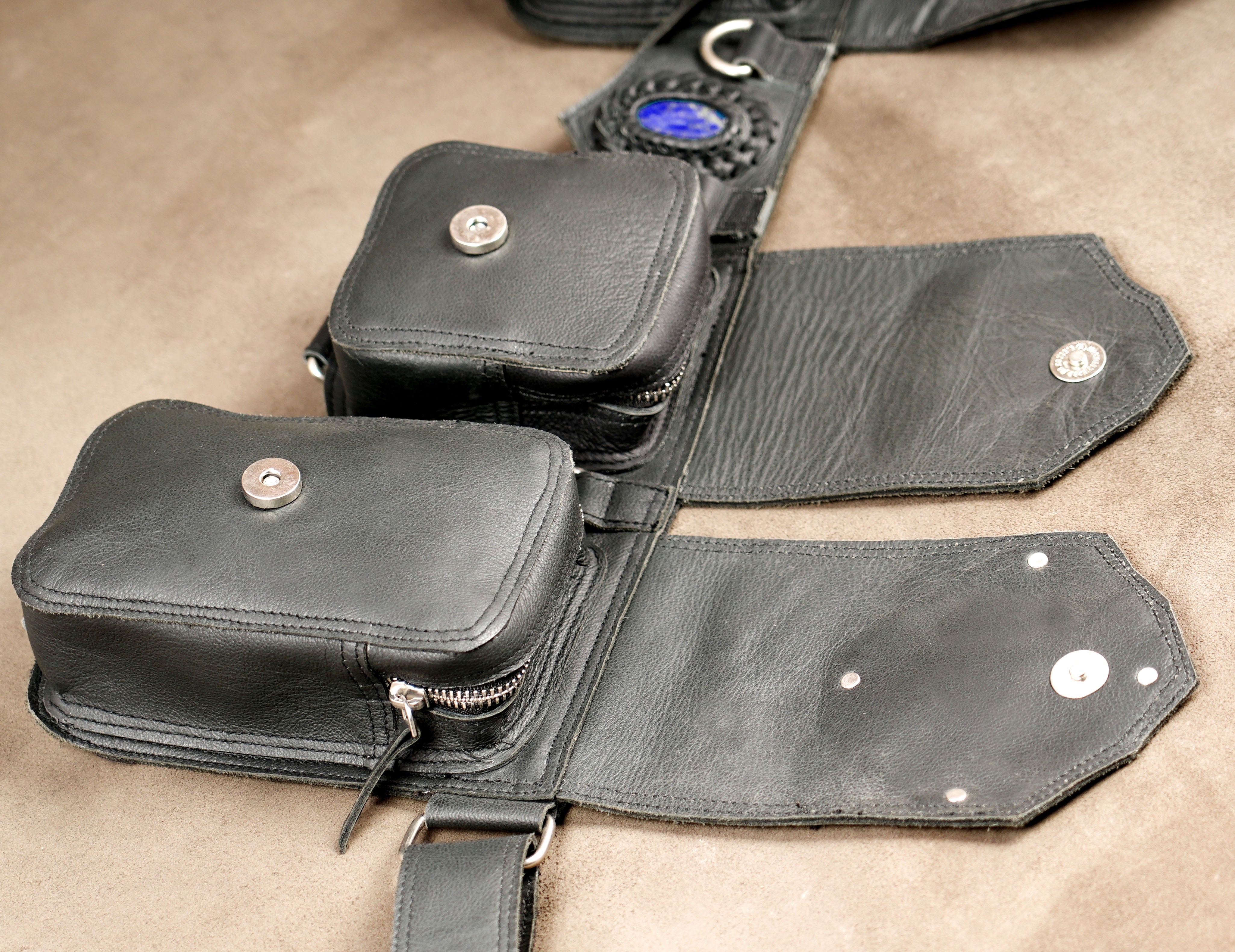 Handmade Leather Multi Pocket Utility Belt with Blue Stone Center – Four Pouch Warrior Belt, Tooled Diamond Design Waist Belt