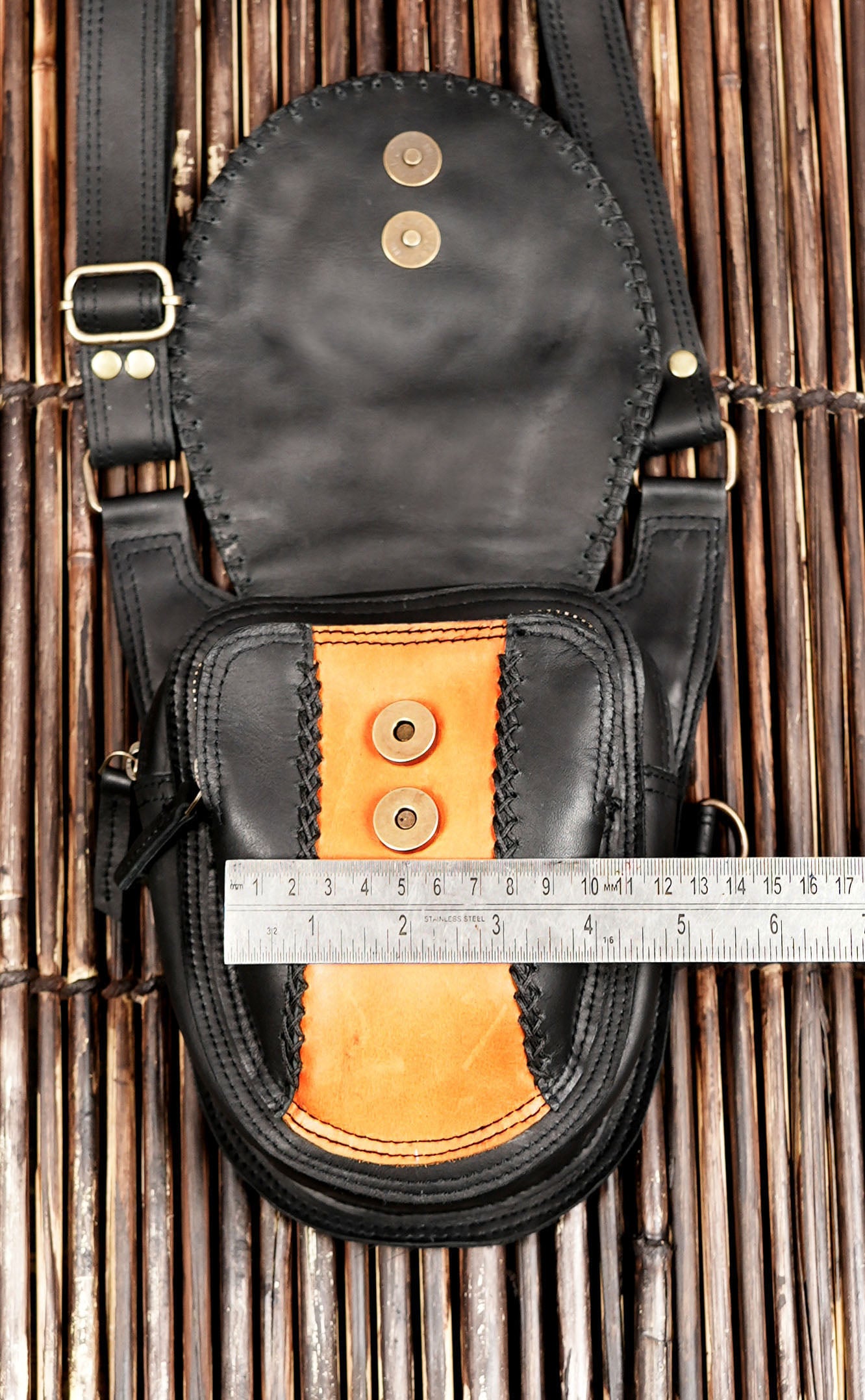 Stylish leather shoulder holster for outdoor use