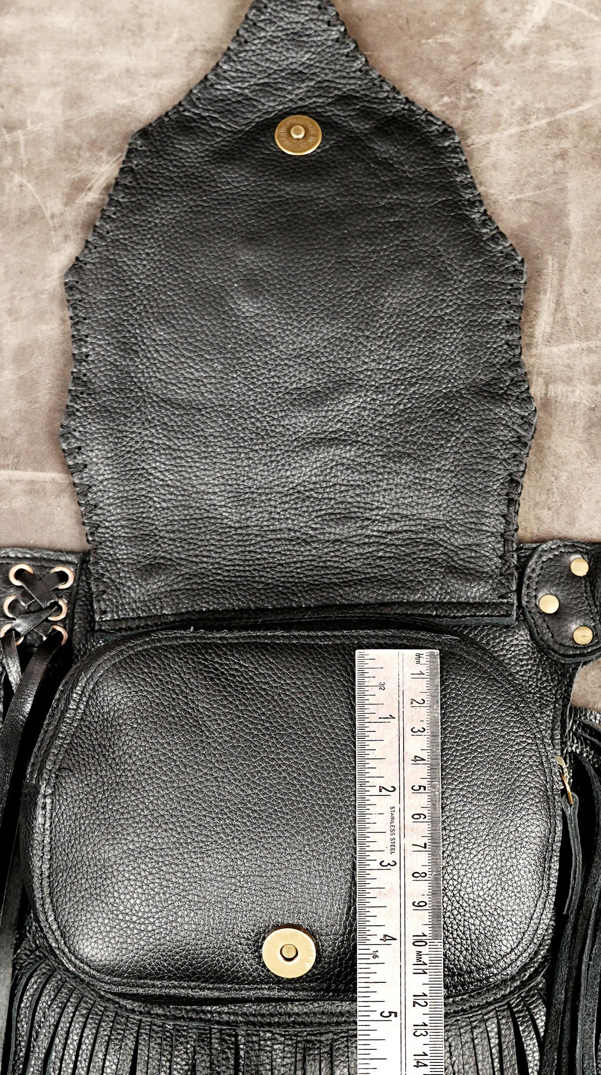 Western leather fringe waist accessory for women