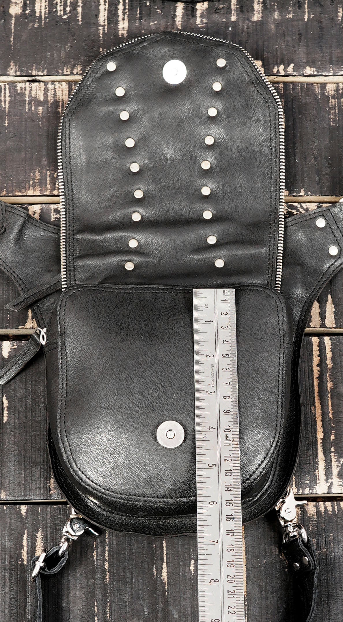 Black leather waist thigh belt with zipper pouch || Unisex leather waist thigh belt with front pouch (LT/NS/WBTS/6005)
