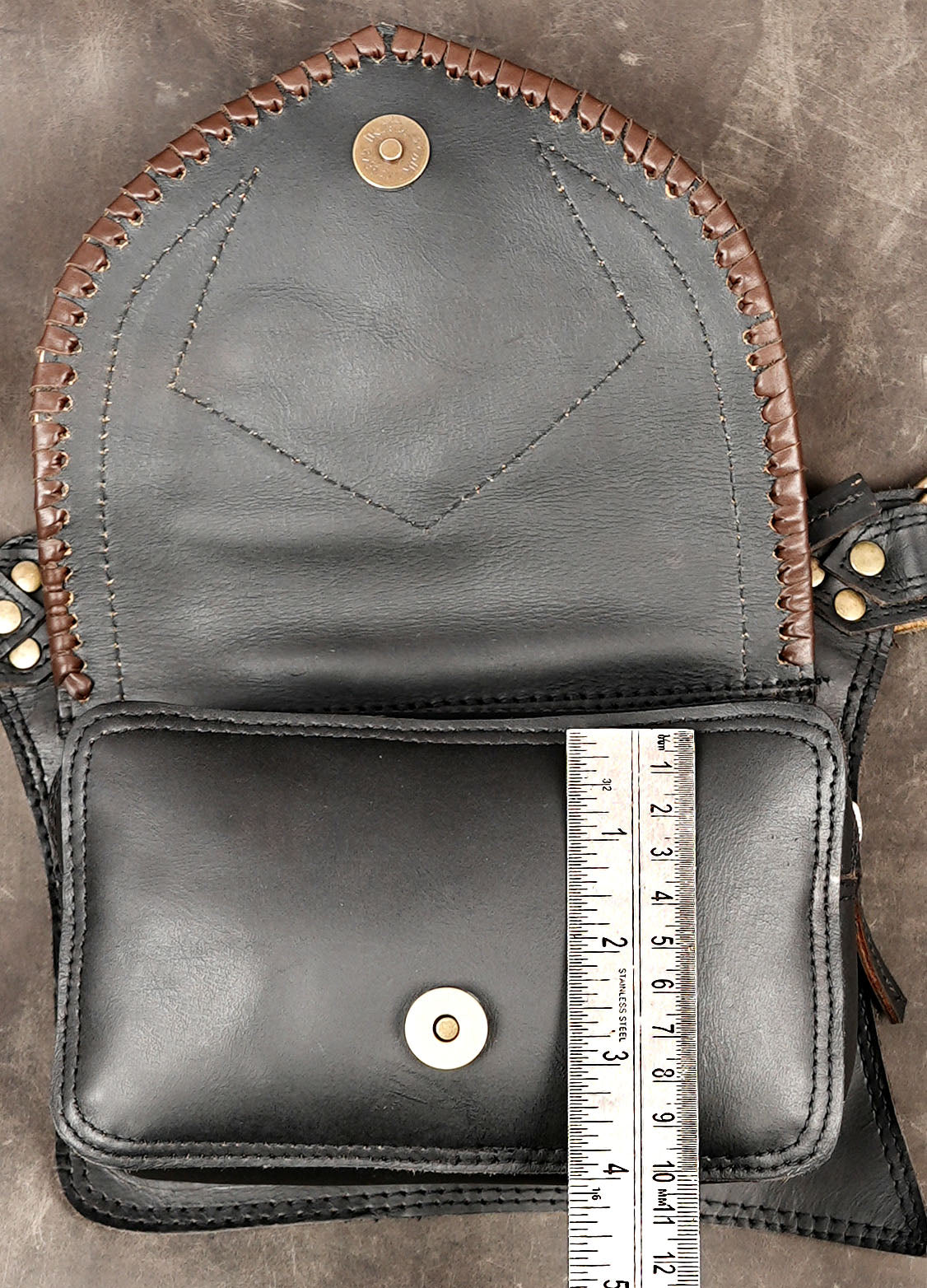 Western style leather waist belt
