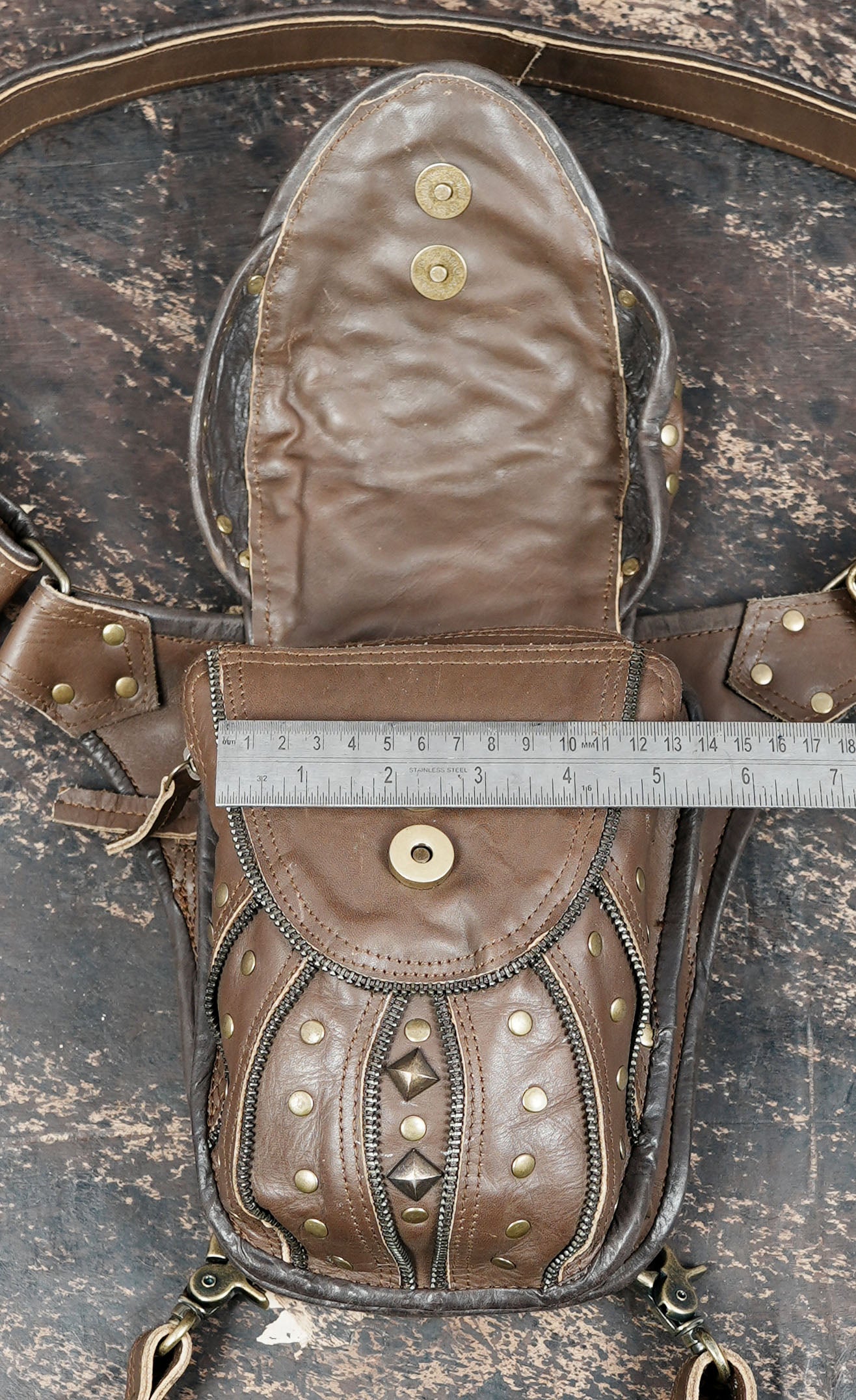 Leather thigh pouch belt for phone and wallet