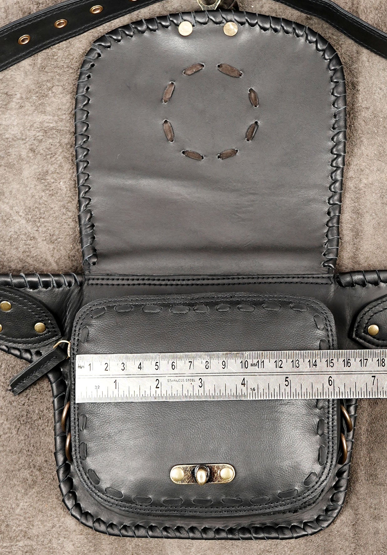 Leather utility waist pack with front pocket