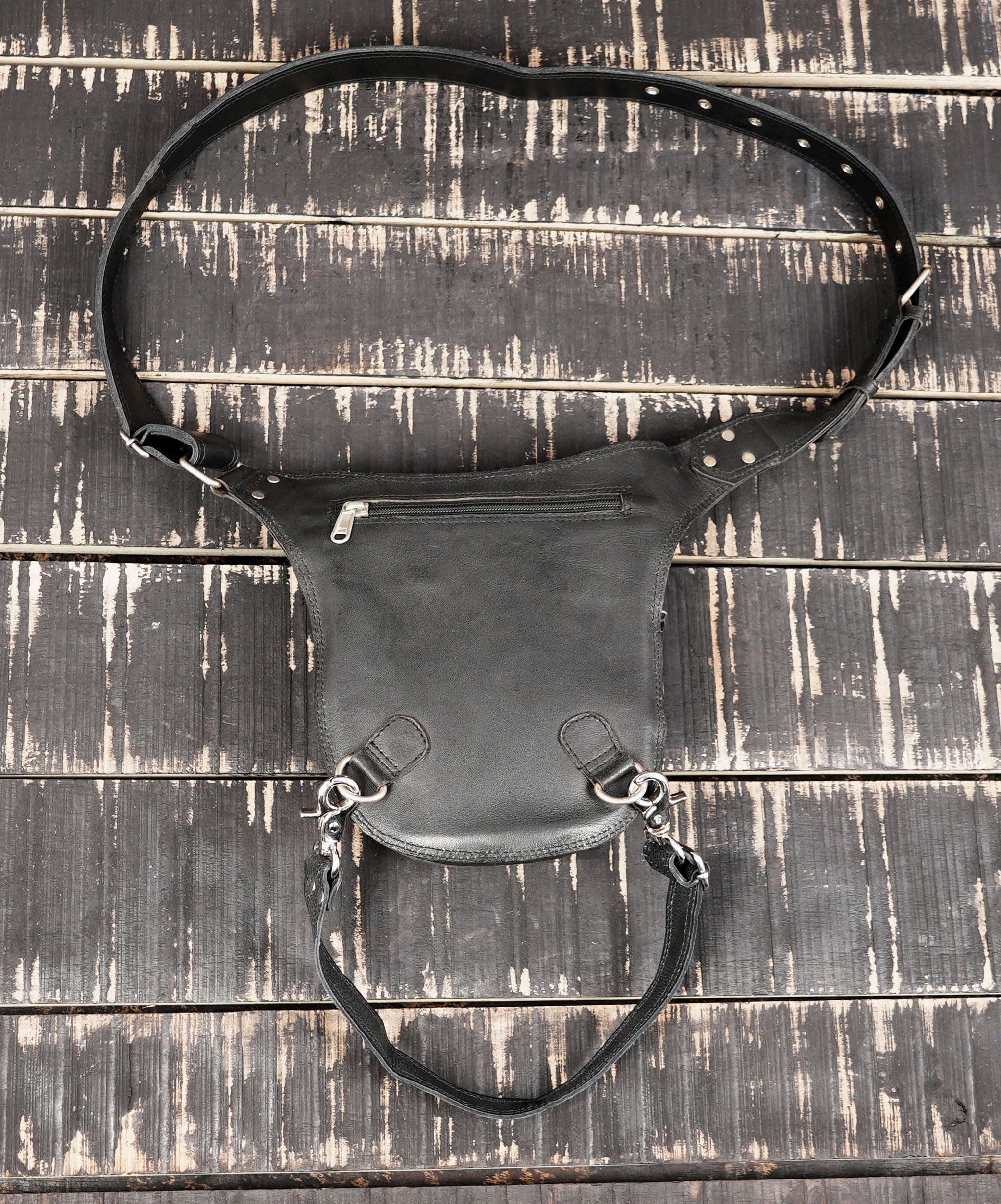 Black leather waist thigh belt with zipper pouch || Unisex leather waist thigh belt with front pouch (LT/NS/WBTS/6005)