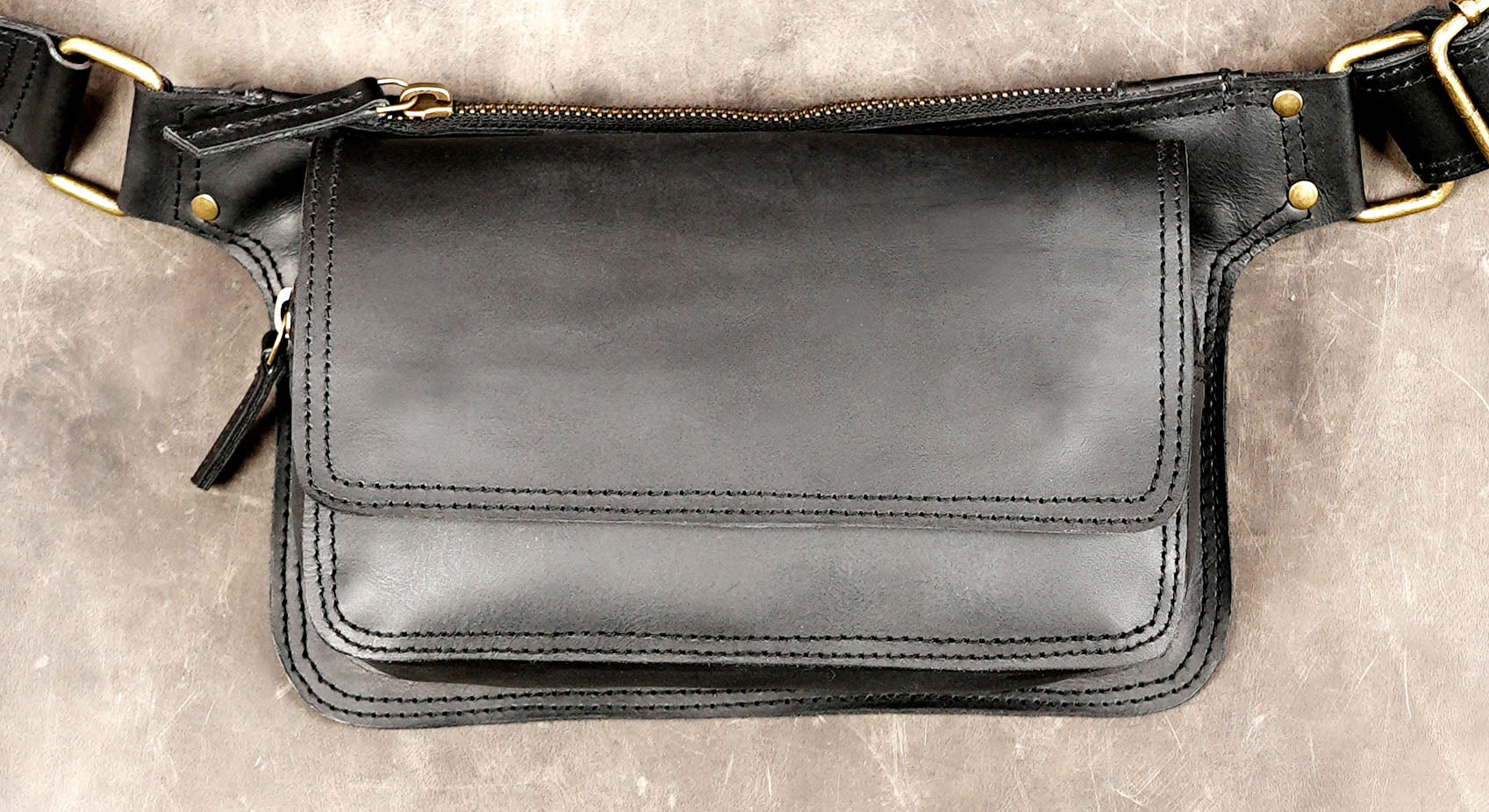 Handmade black leather belt pouch for everyday use