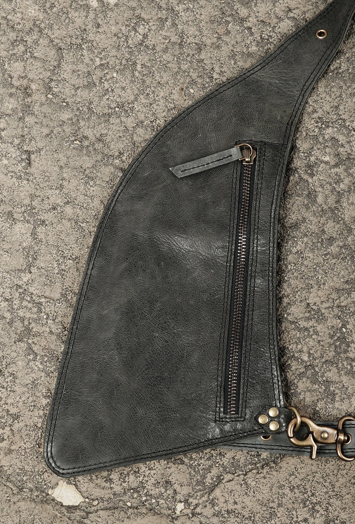 Unisex leather shoulder harness bag with secure zipper pockets