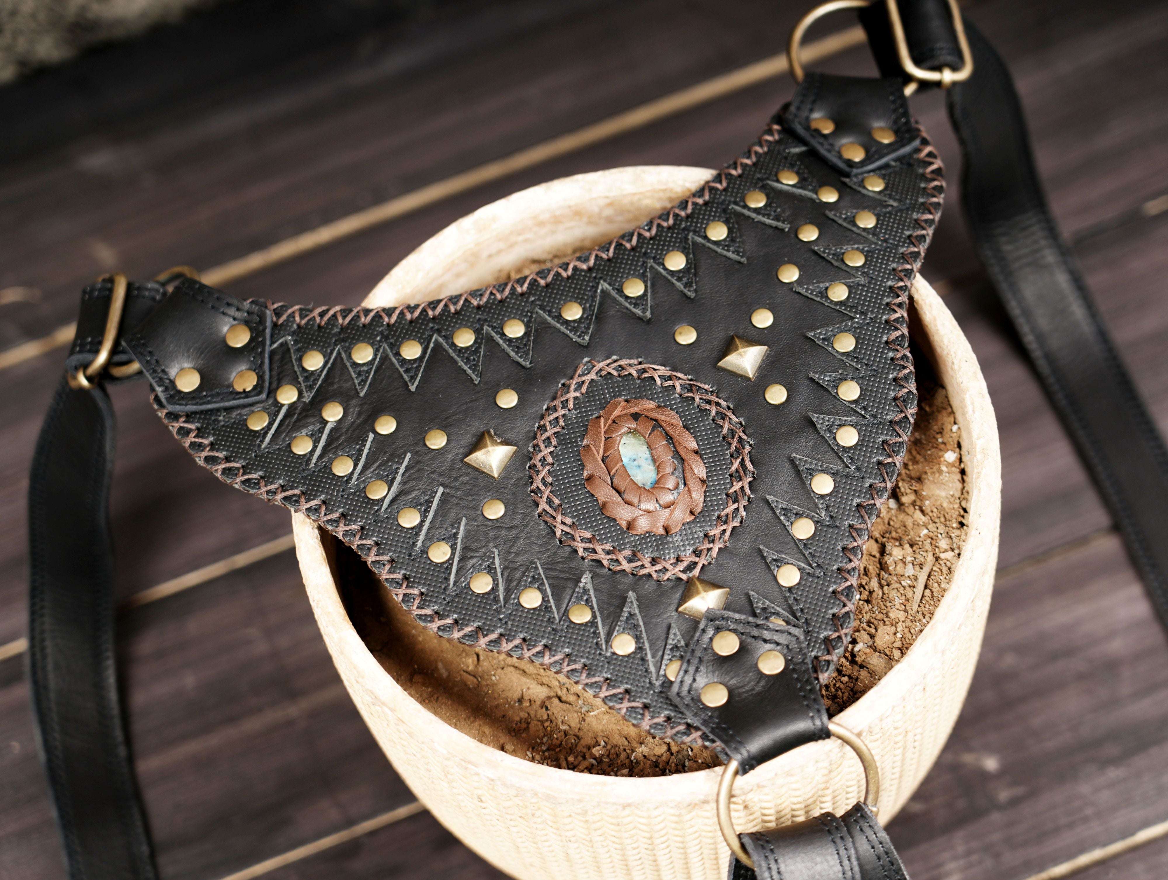 unisex leather holster bag