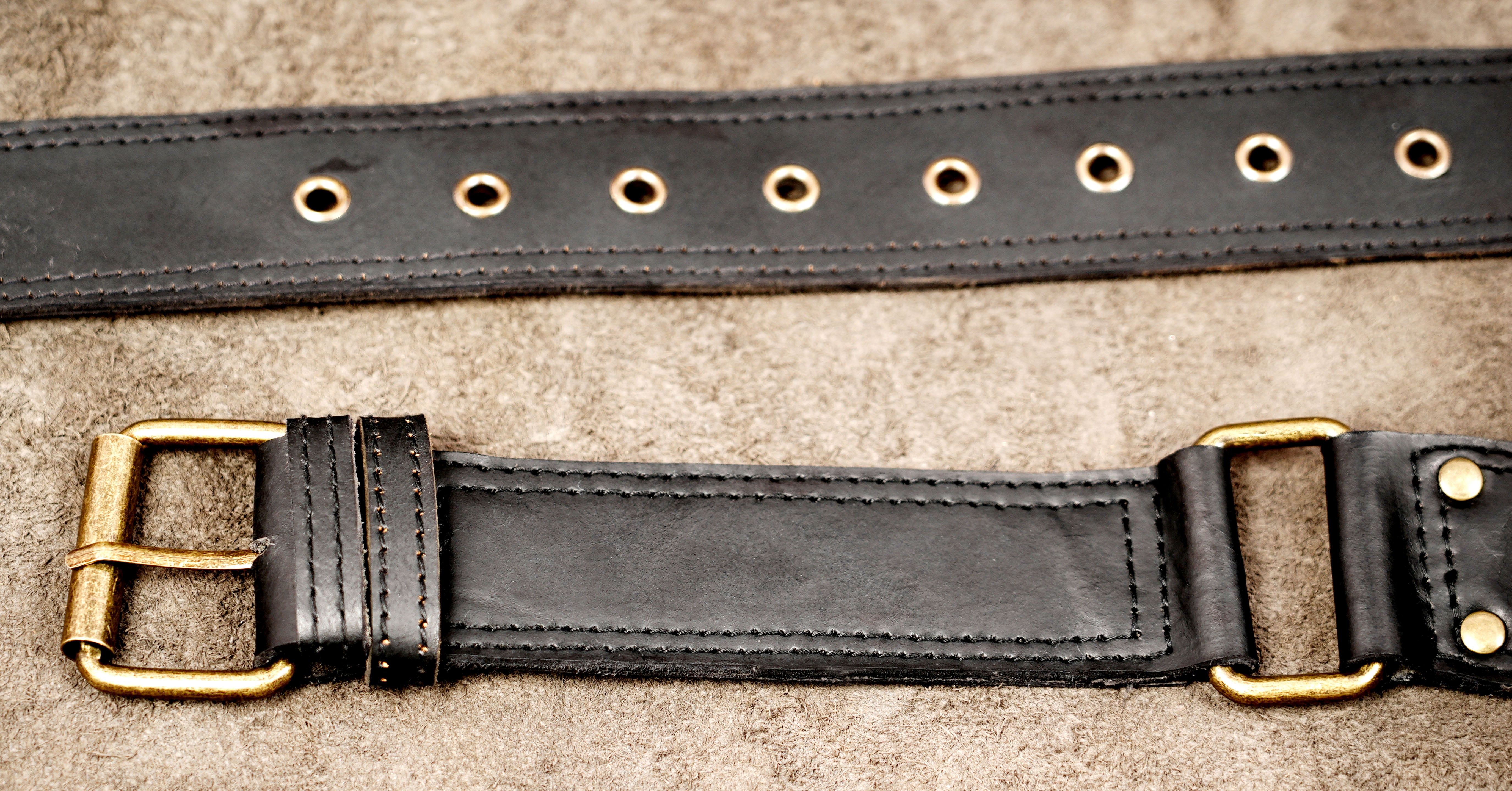 Genuine leather waist bag with buckle