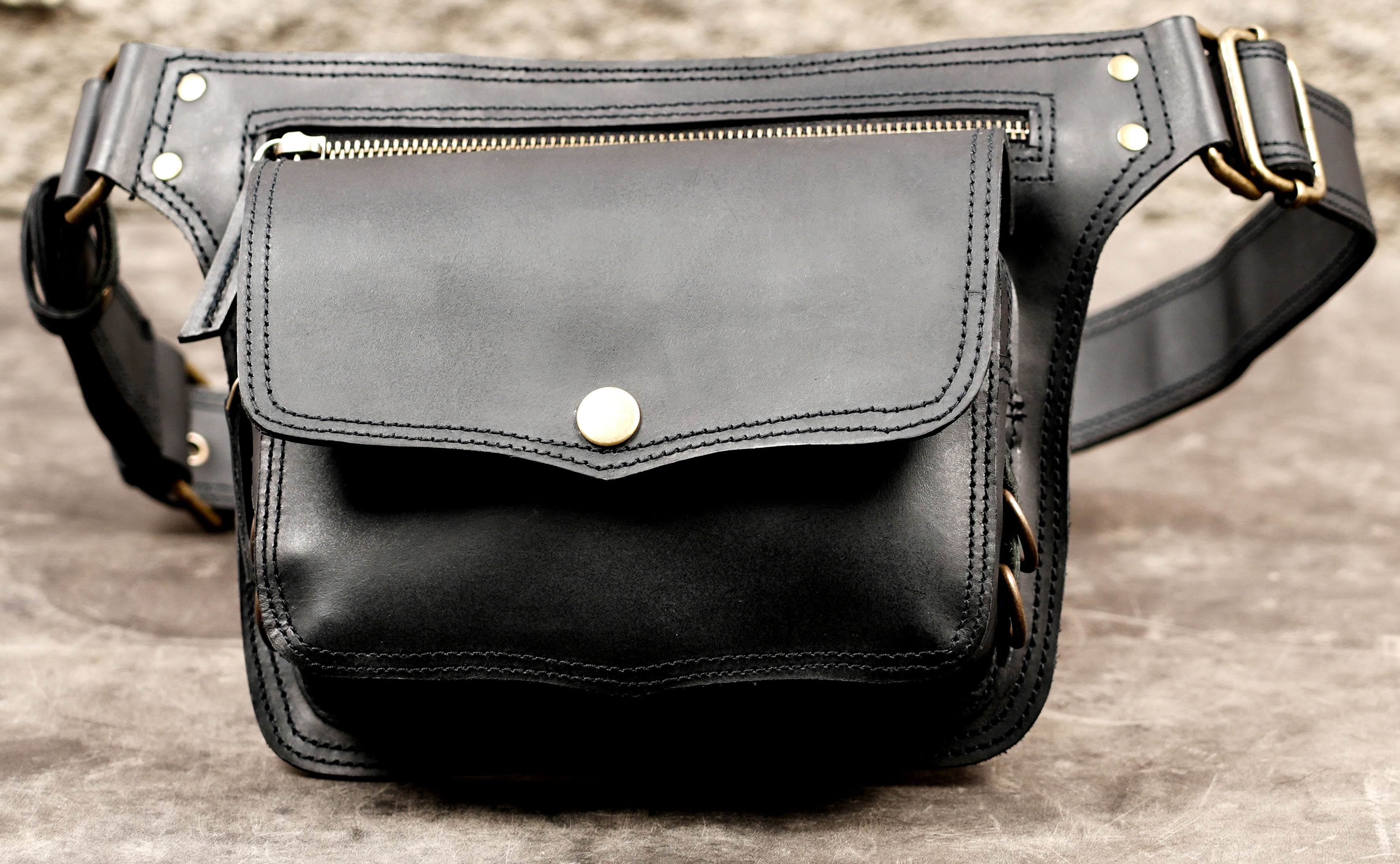 Black leather fanny pack for men and women
