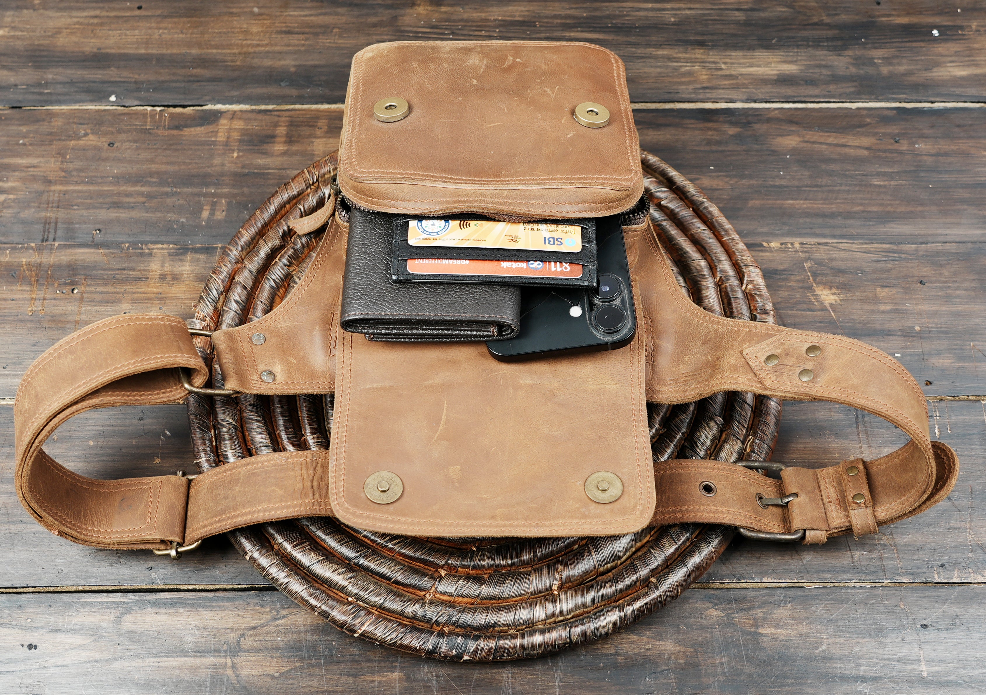 Leather utility waist bag with adjustable strap
