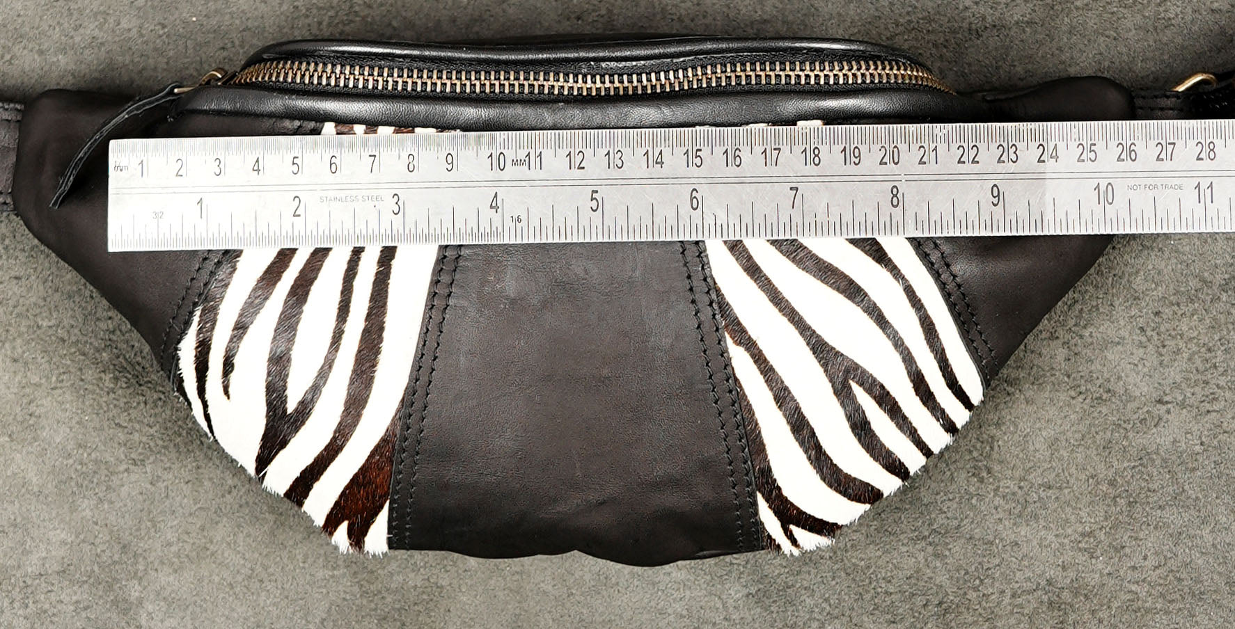 Black and white zebra-print leather shoulder pouch