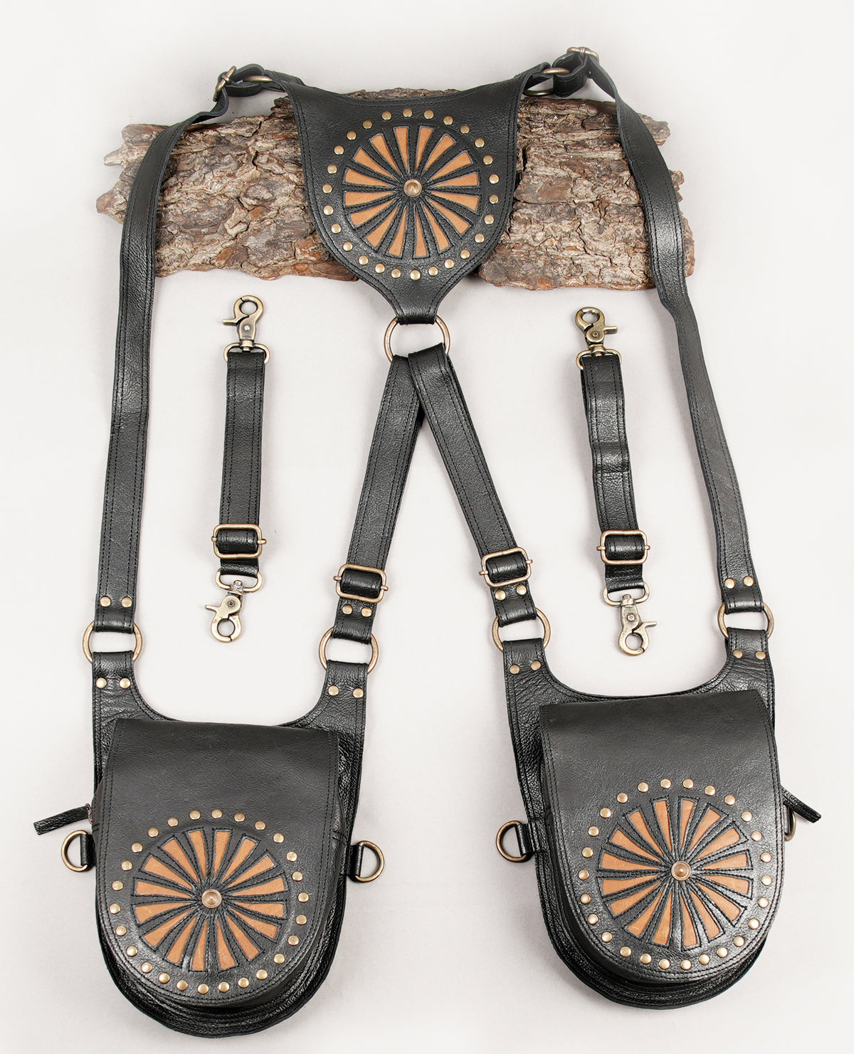 Handmade leather shoulder harness with two front utility pouches