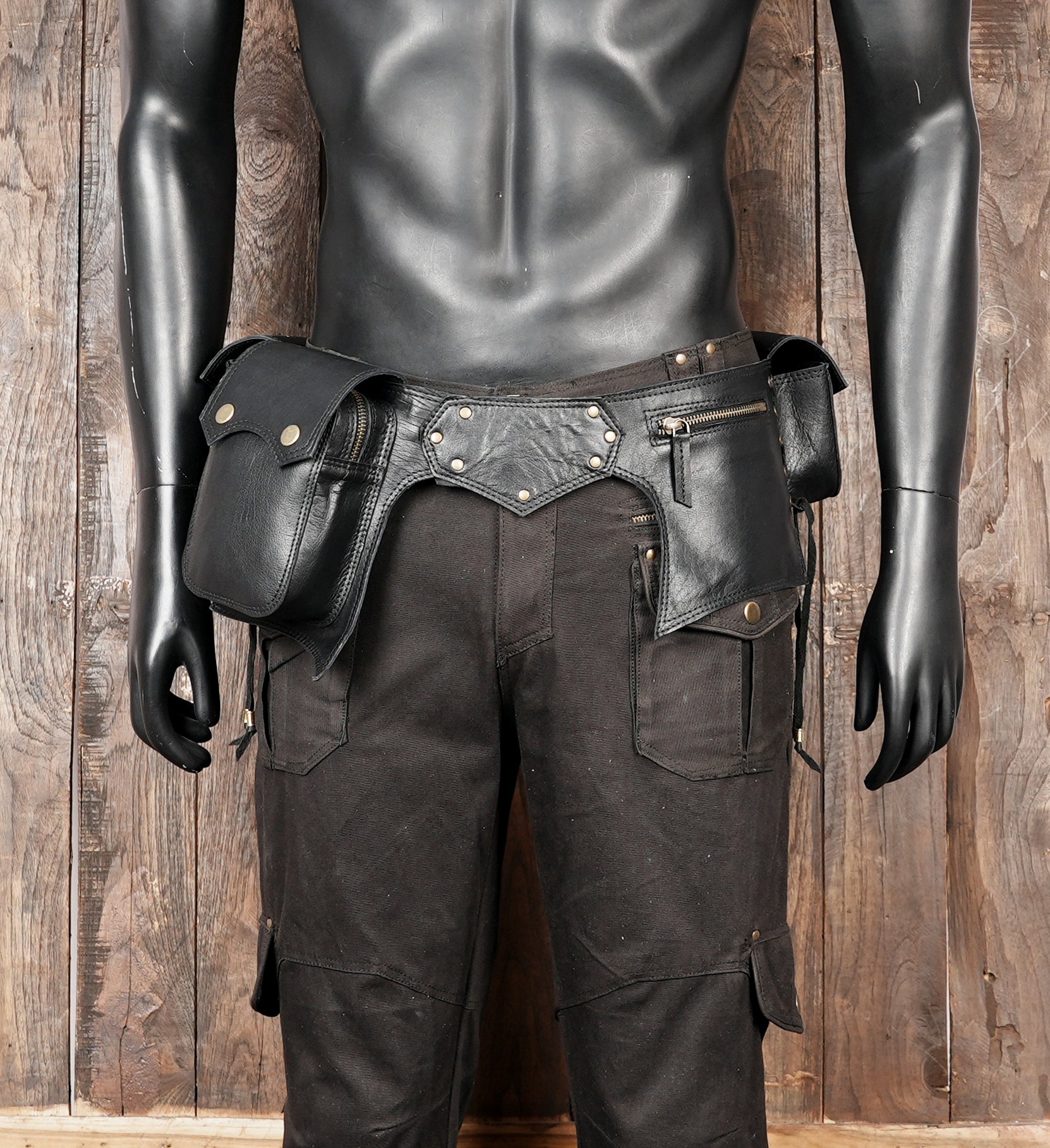 Black leather hip waist belt for everyday essentials