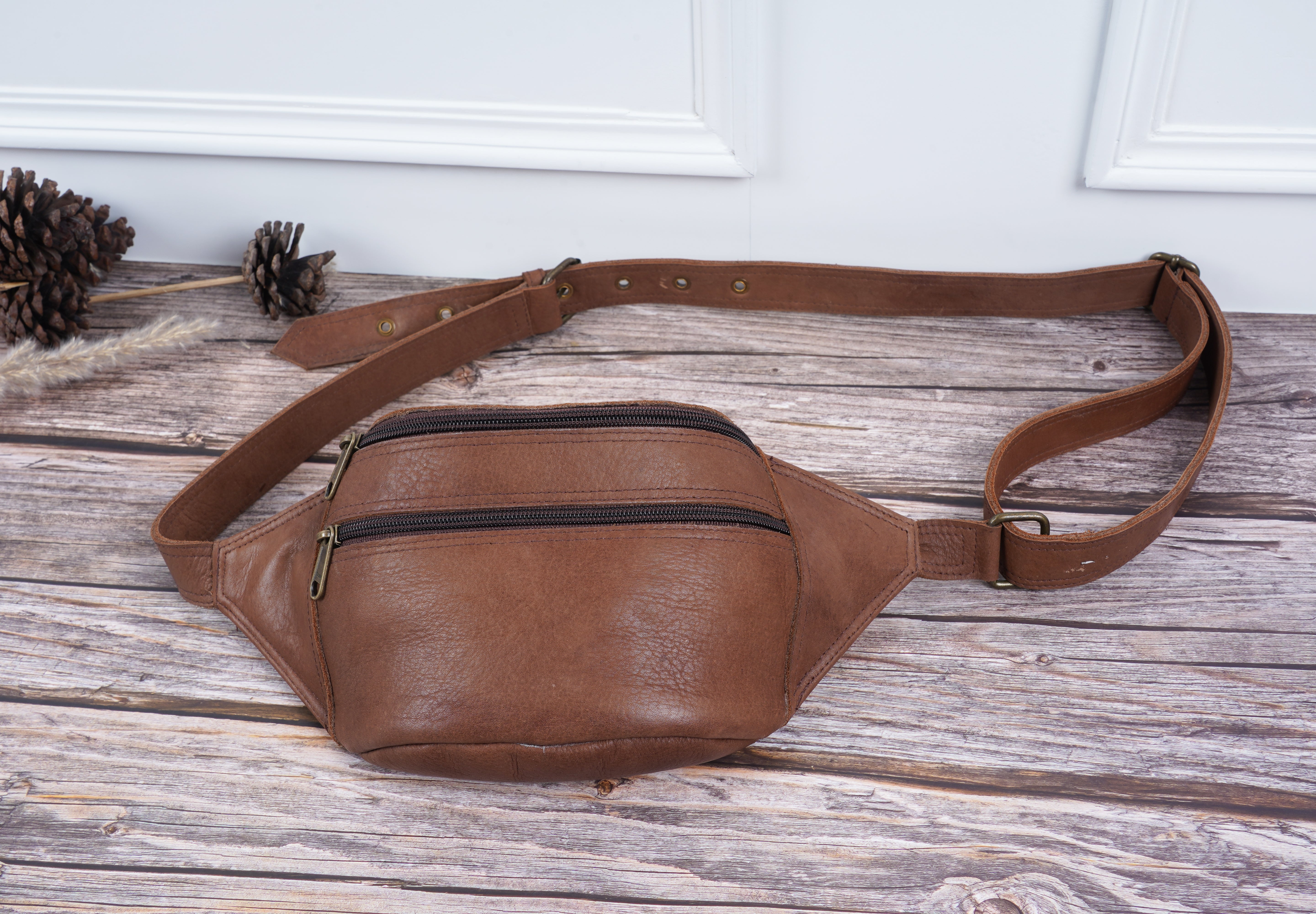 Unisex Large Brown Genuine Leather Waist Hip Bum Bag | Travel Holiday Money Belt Pouch Adjustable Waist Strap