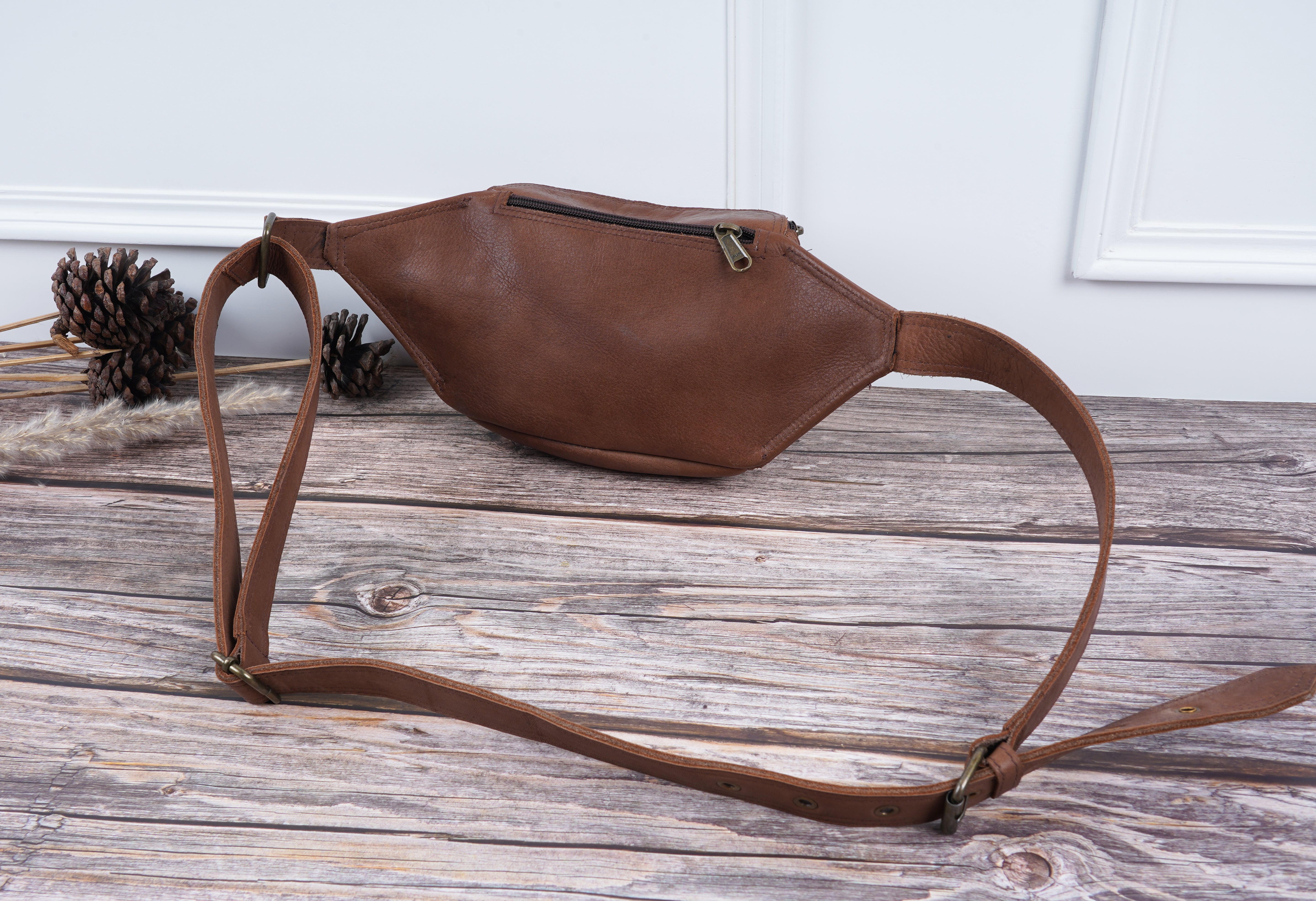 Unisex Large Brown Genuine Leather Waist Hip Bum Bag | Travel Holiday Money Belt Pouch Adjustable Waist Strap