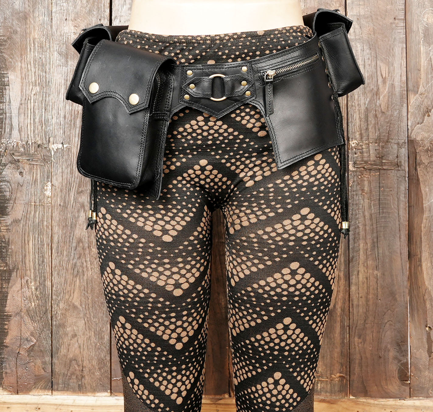 Multi pouch leather waist belt