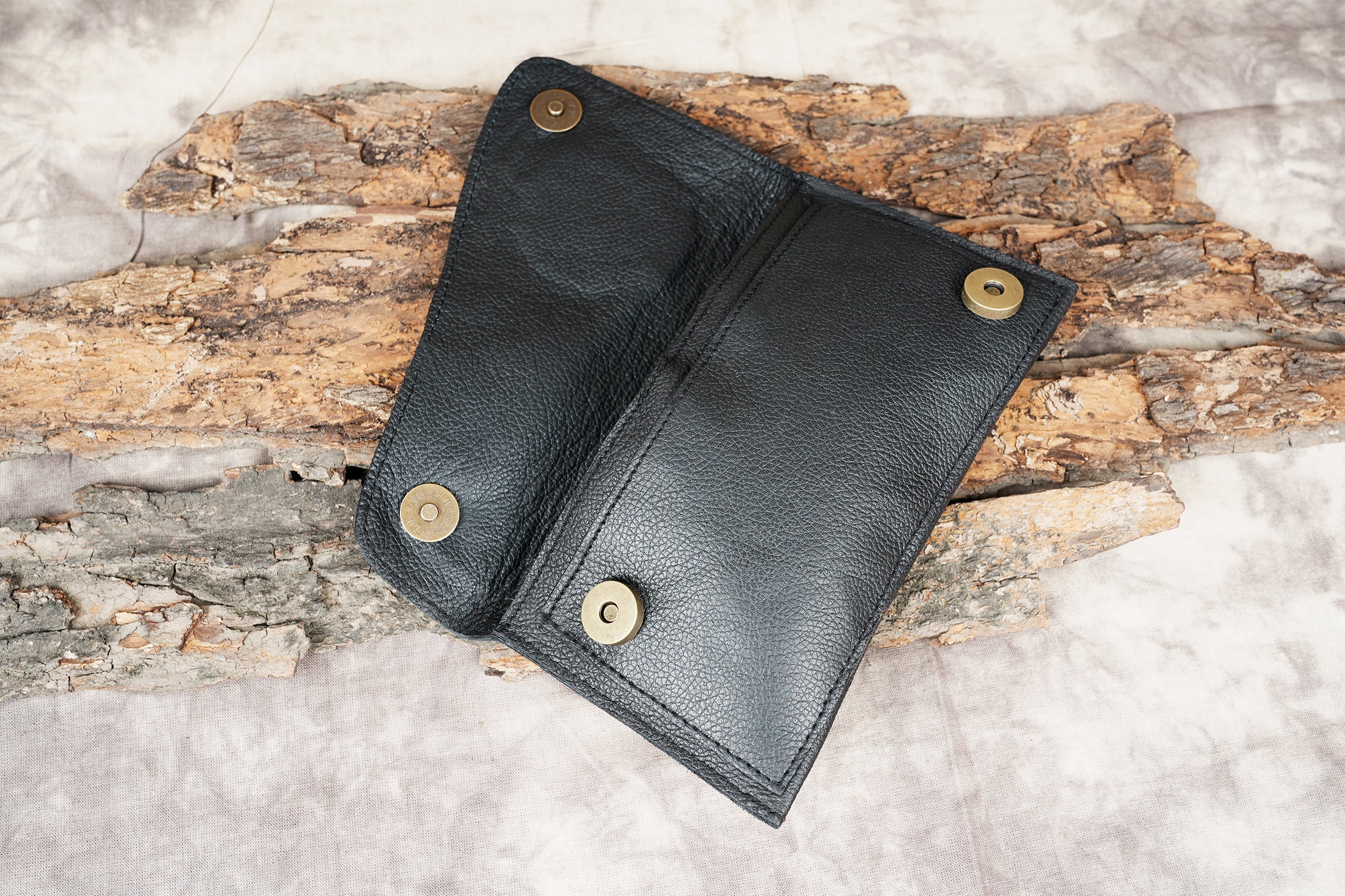 Handmade Leather Pouch || Leather Tobacco Pouch || Handcrafted Leather