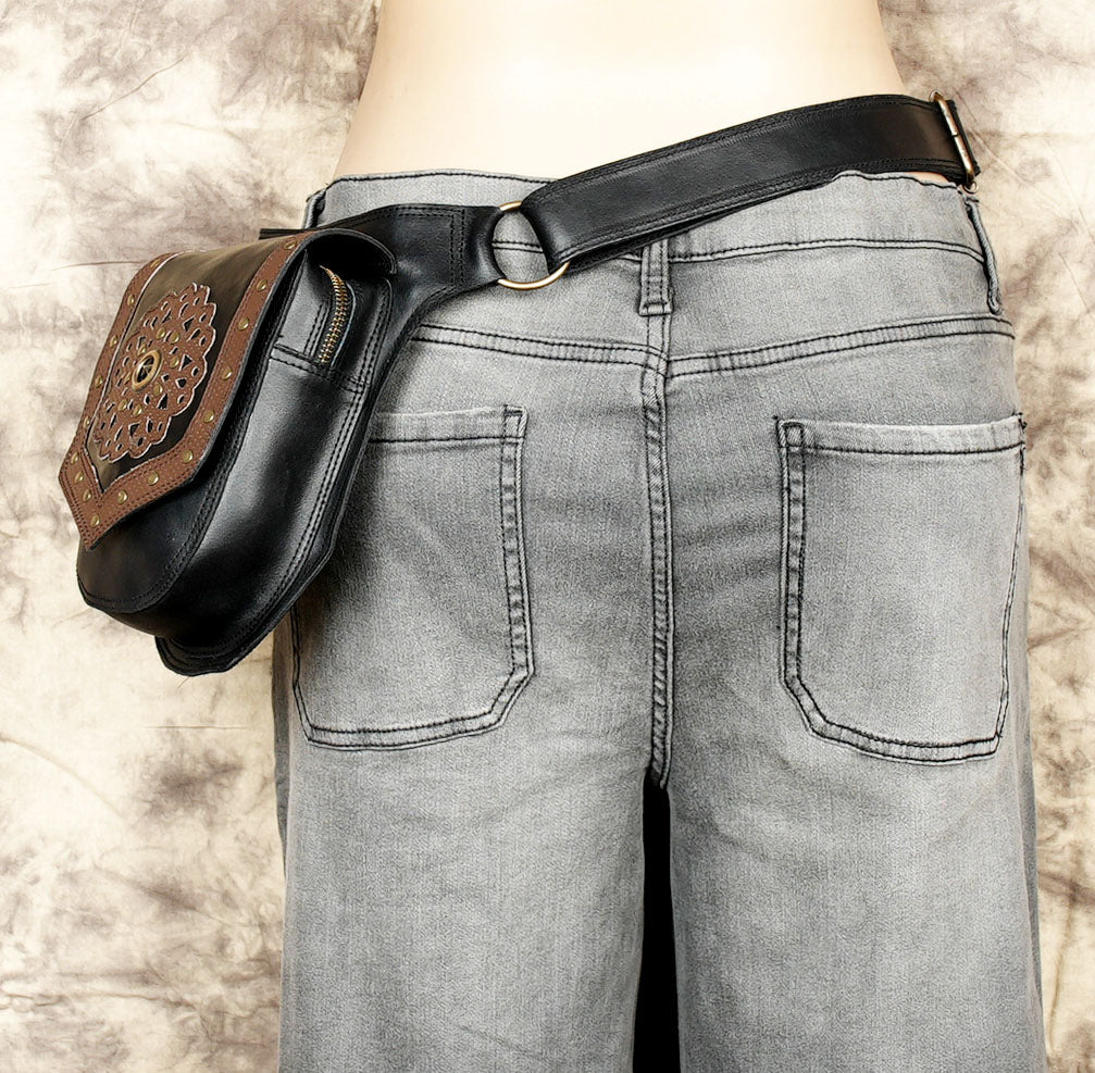 Leather Waist Belt with Classic Antique Brass Touch