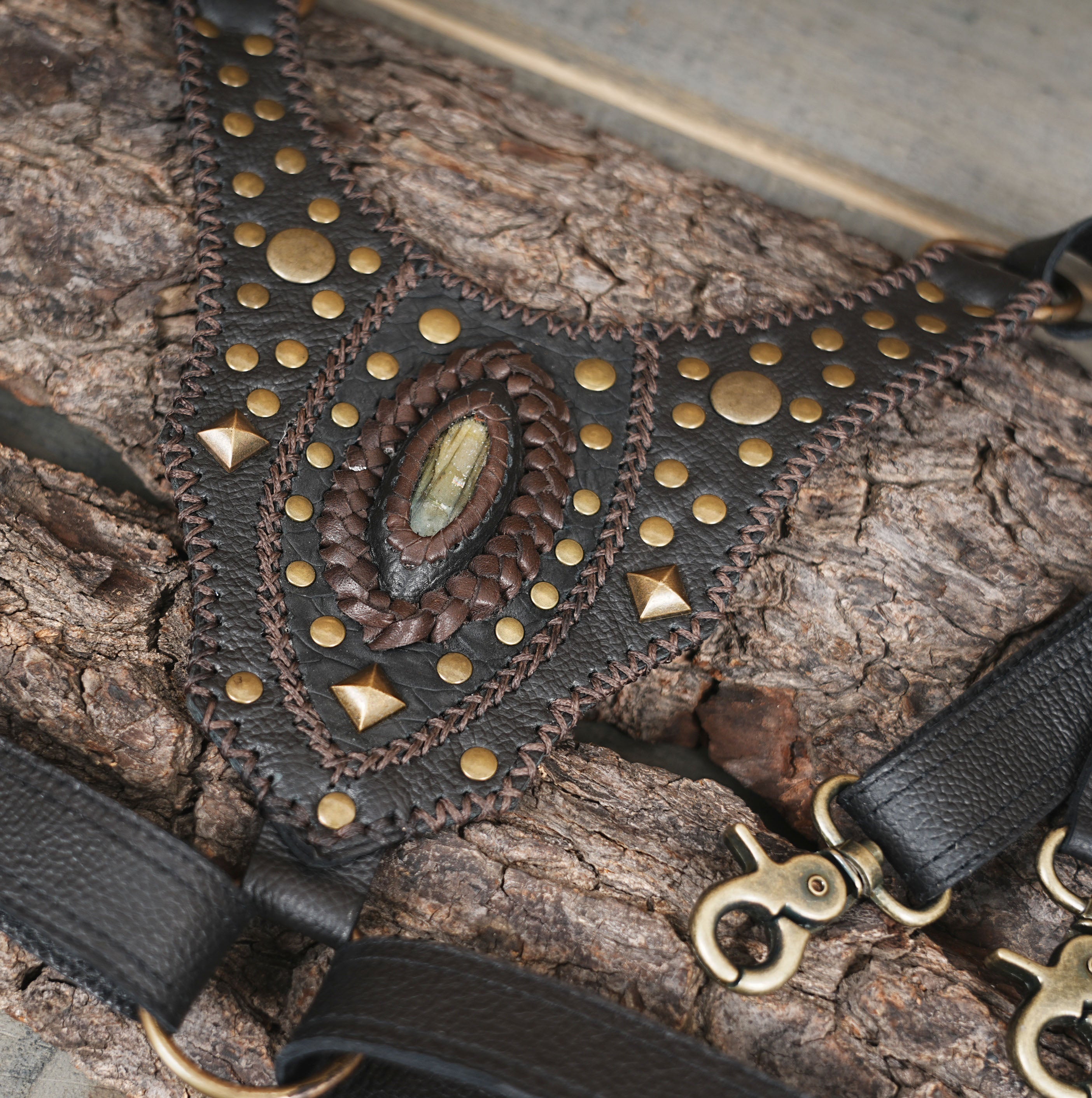 LEATHER HOLSTER|| GEMS STONE HOLSTER || FESTIVAL HOLSTER ||