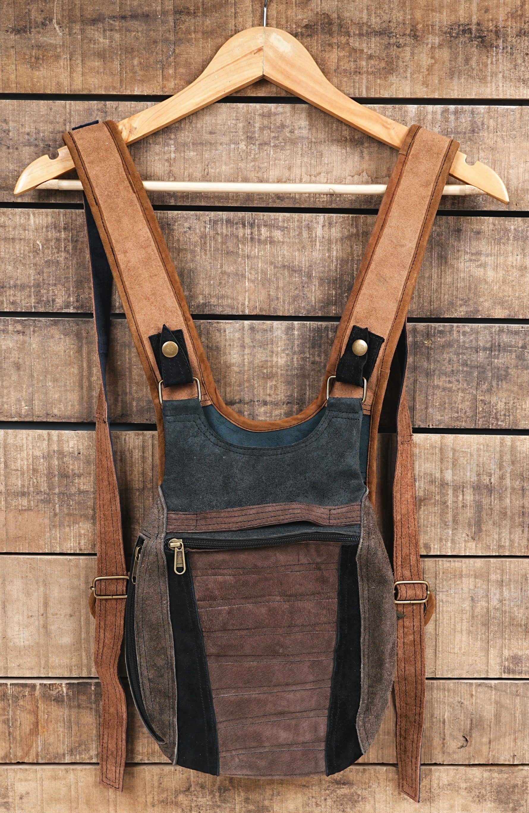 Versatile Leather Ninja Bag: Ideal for Travel, Office, and Everyday Use