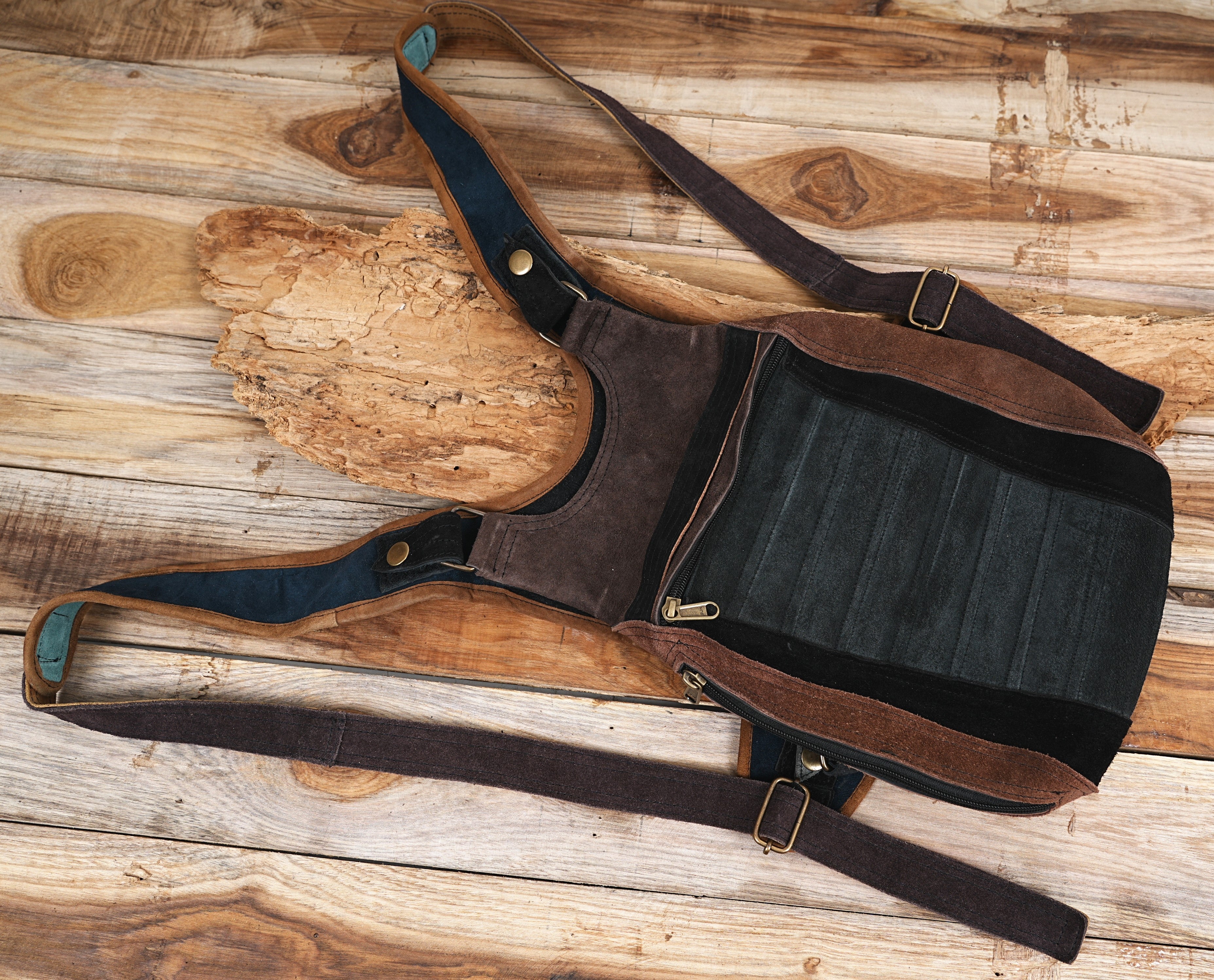 Versatile Leather Ninja Bag: Ideal for Travel, Office, and Everyday Use